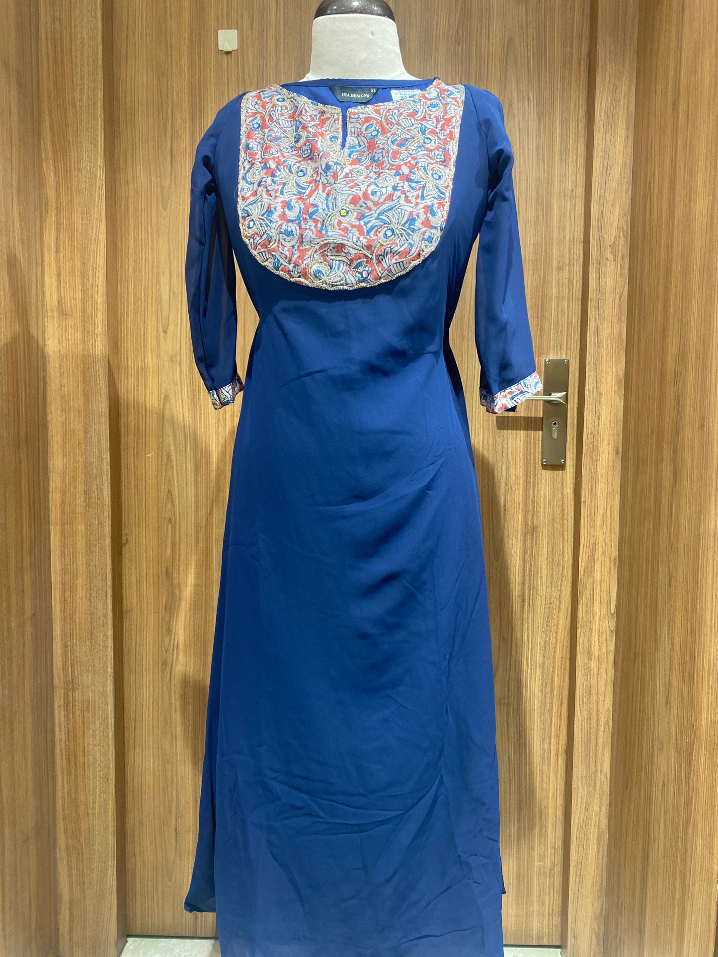 OFFER SALES TOPS COLLECTIONS - IHA 27006
