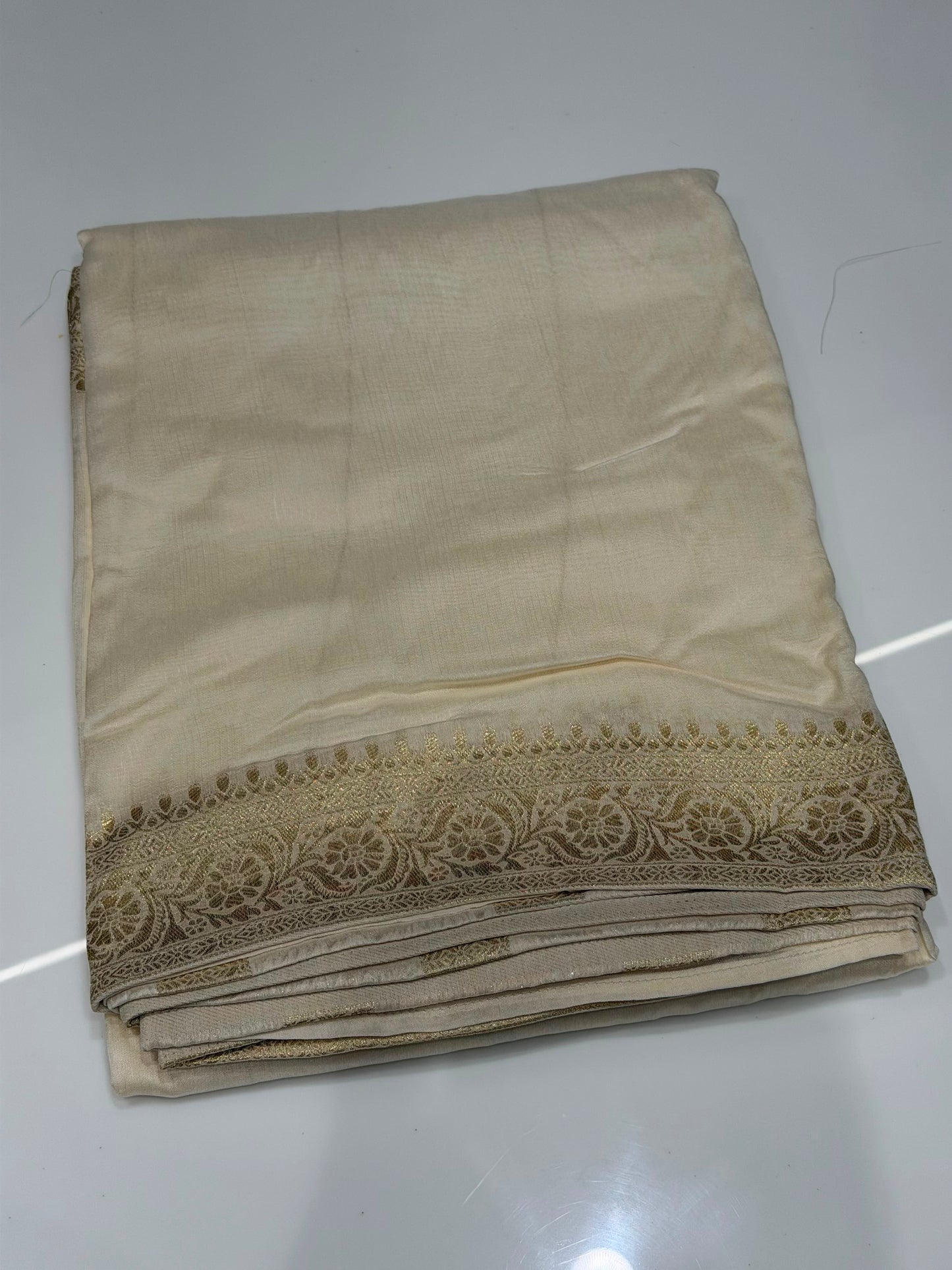 OFFER ONAM SAREES - IHA 34583