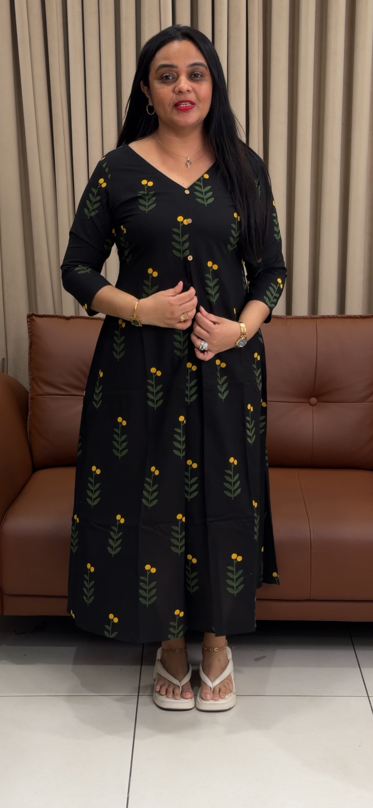 IHA'S IN-HOUSE PRINTED TOPS - IHA 34759