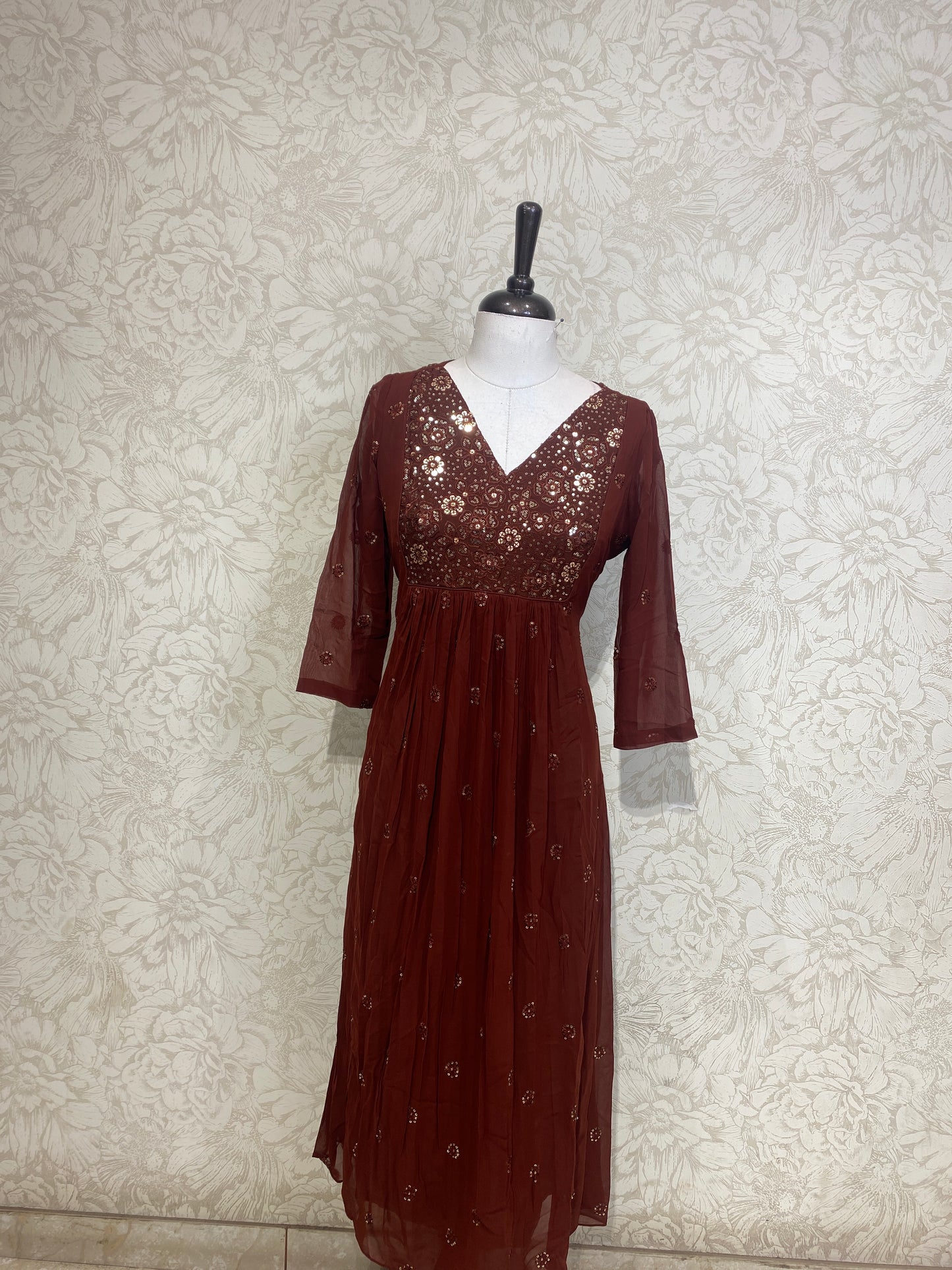 OFFER SALES TOPS COLLECTIONS - IHA 27023