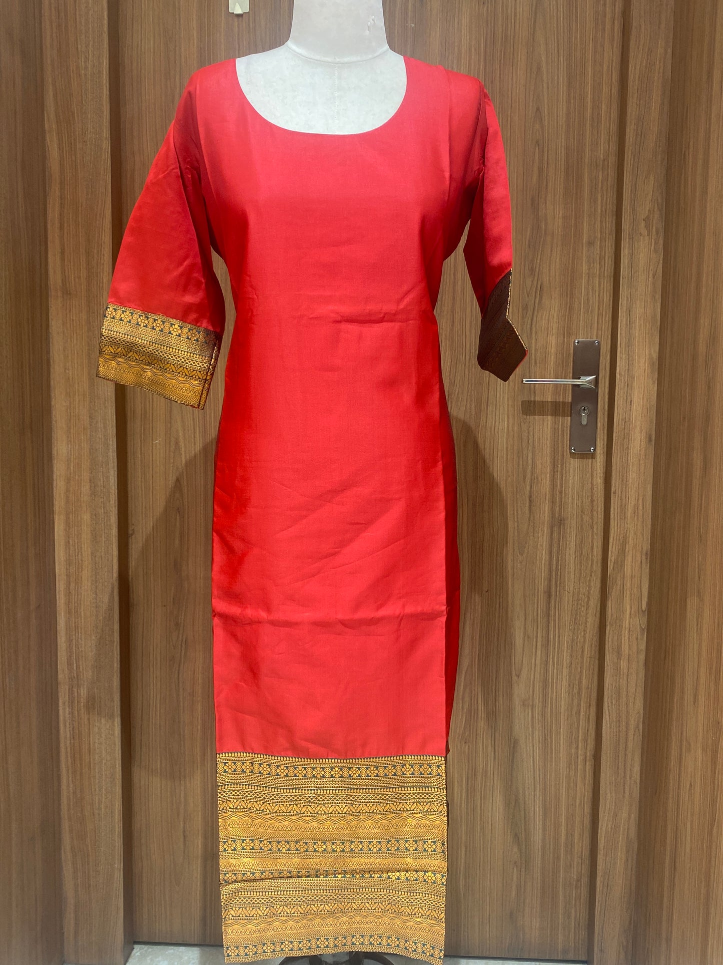 OFFER SALES TOPS COLLECTIONS - IHA 26995