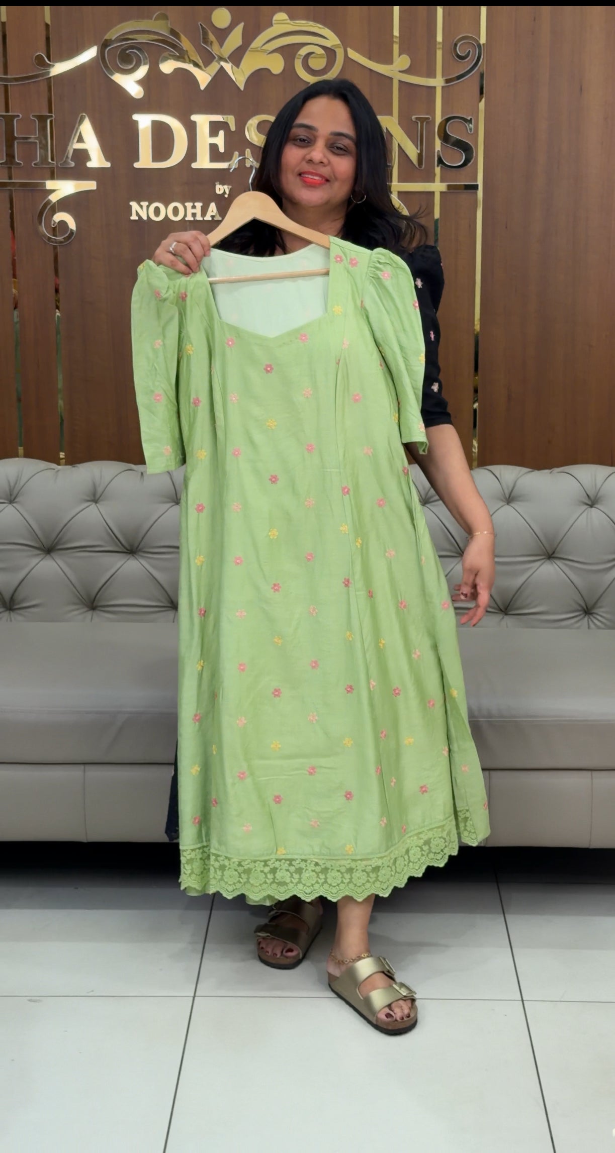 IHA'S IN-HOUSE MULCHANDERI ALINE TOPS - IHA 29858