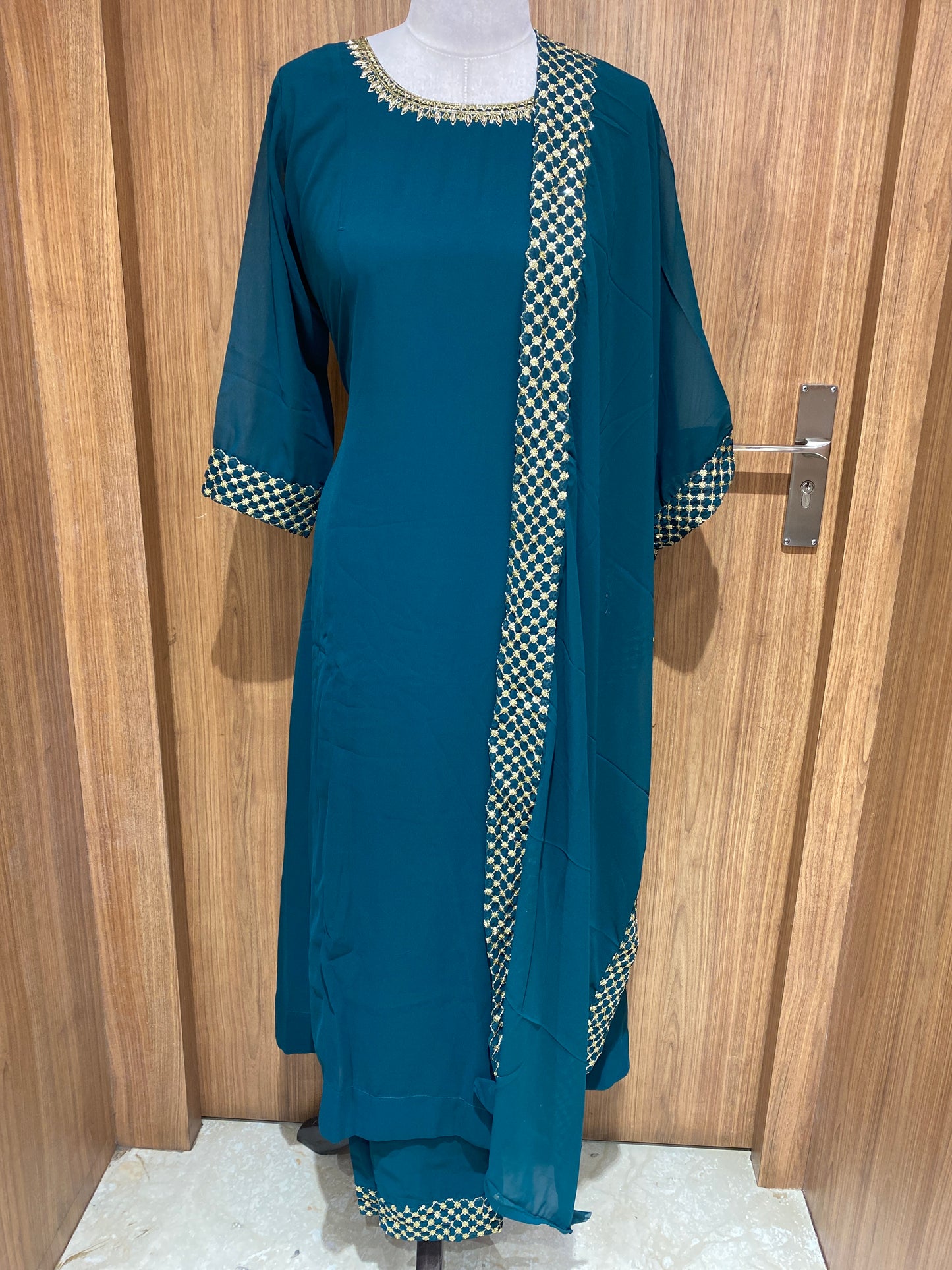 OFFER SALES TOP AND BOTTOM - IHA 27066