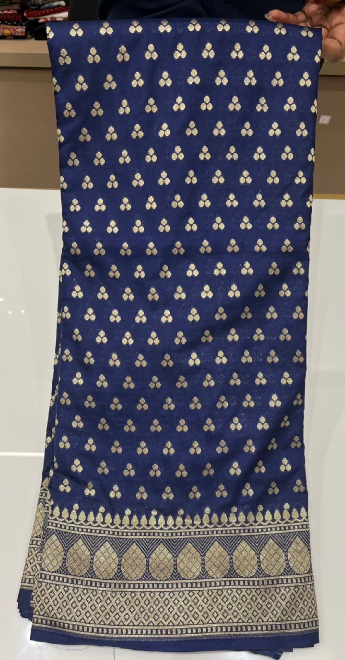 OFFER SALES  SAREES - IHA 35937
