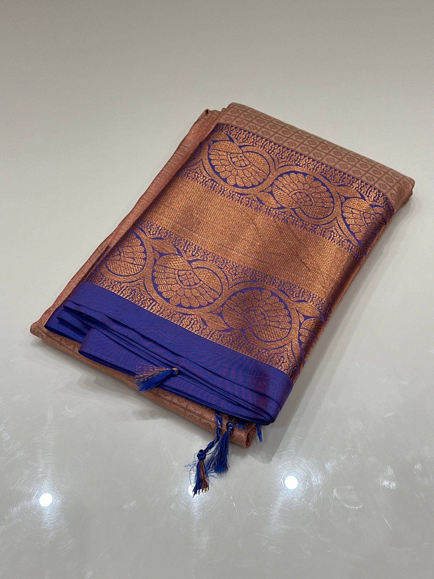 OFFER SALES SAREES - IHA 27178