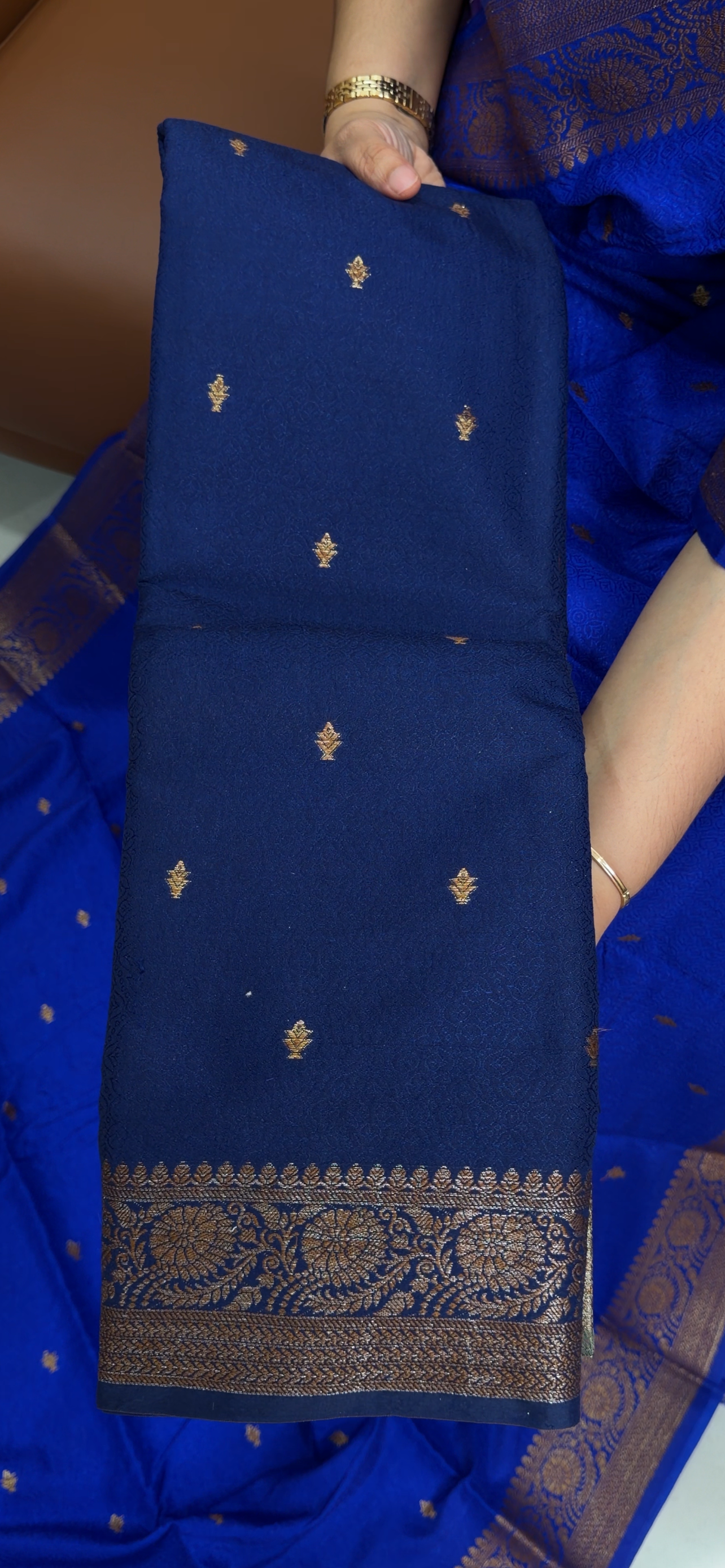 BANARASI SAREES - IHA 33882