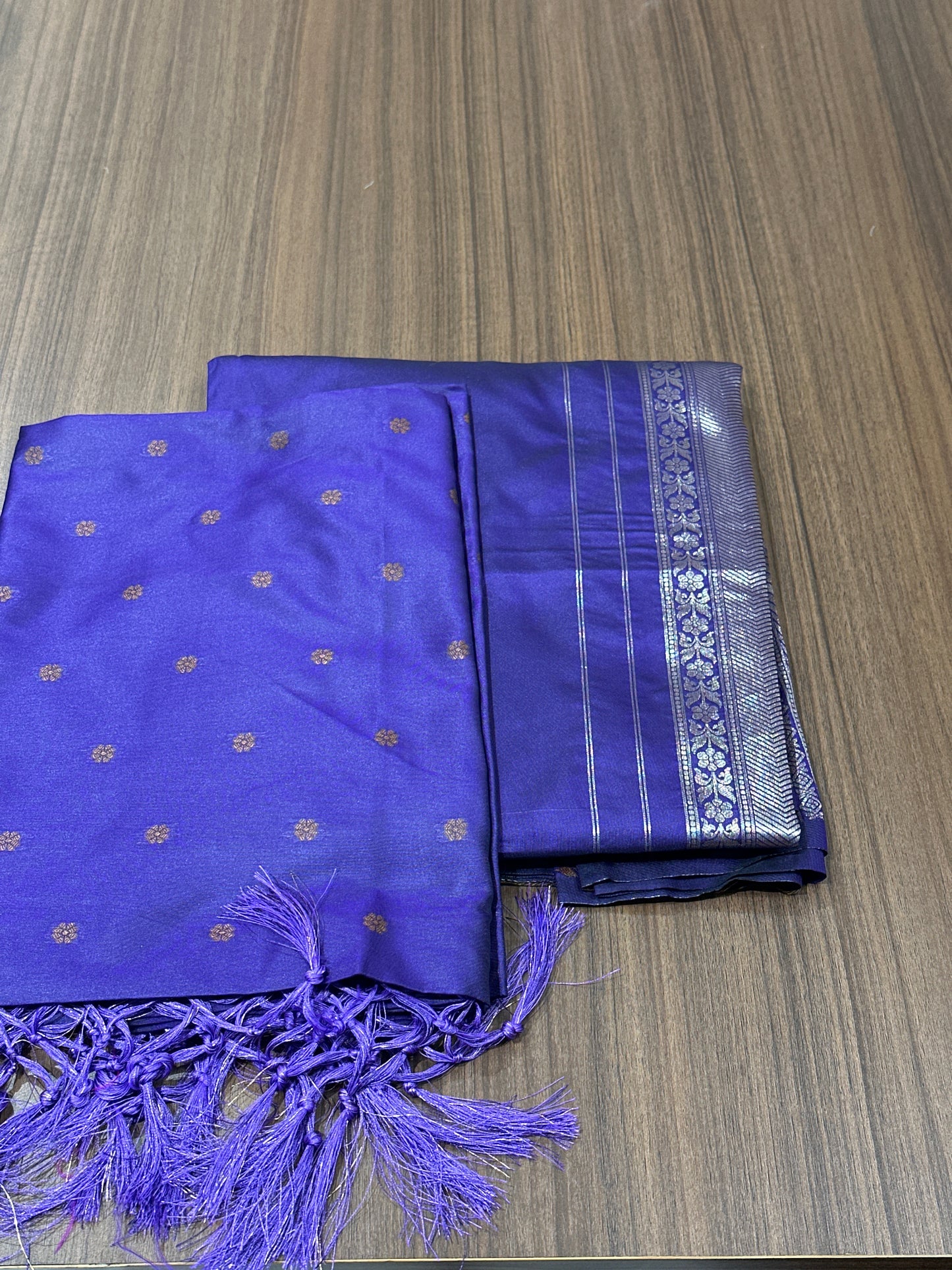 OFFER SALES UNSTITCHED SALWAR SUITS -  IHA 33832