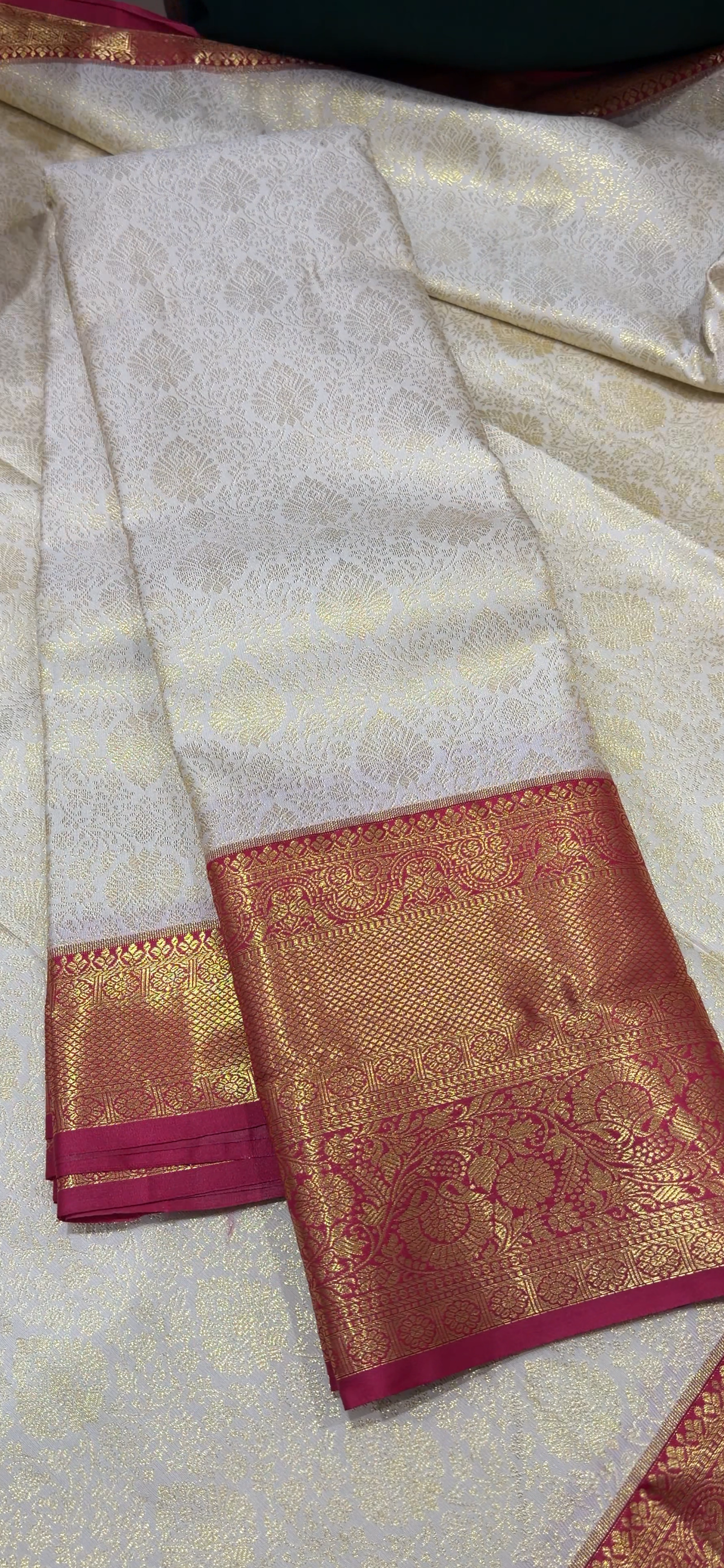 SEMI KANCHIPURAM SAREES - IHA 33926