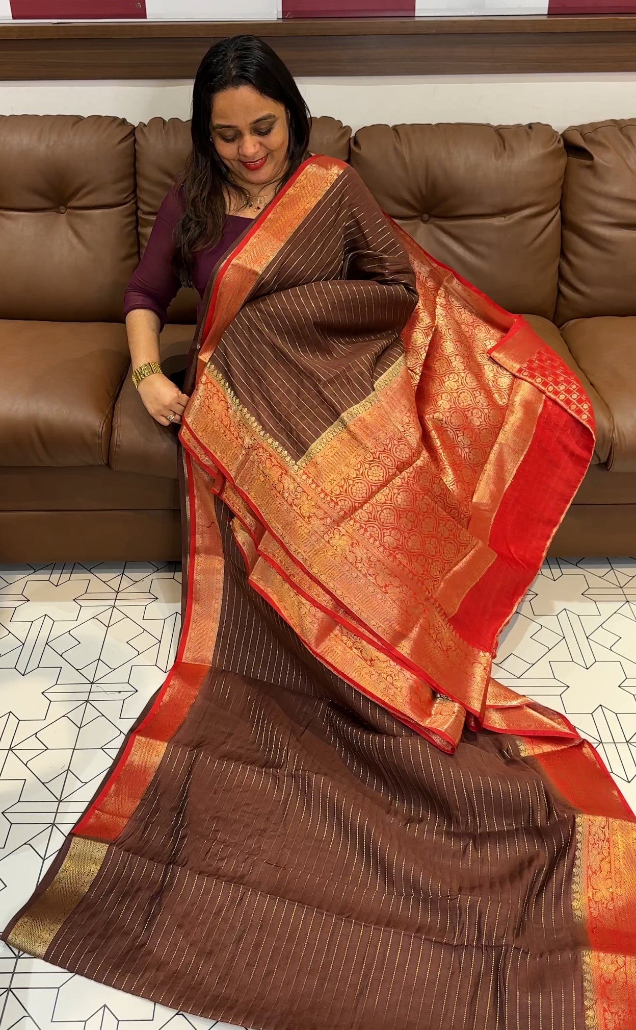 SEMI BANARASI SAREE - IHA 19081