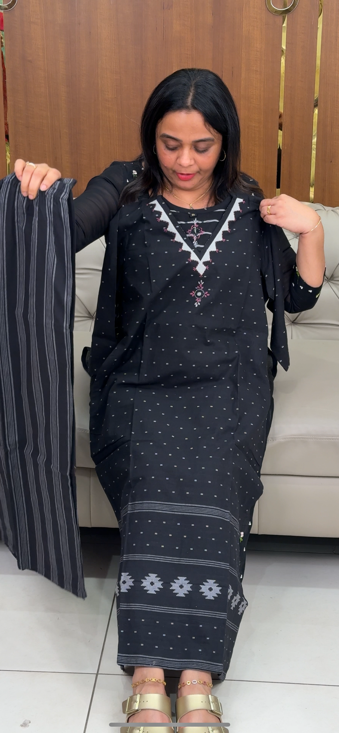 HAND LOOM COTTON TOP AND BOTTOM - IHA 29772