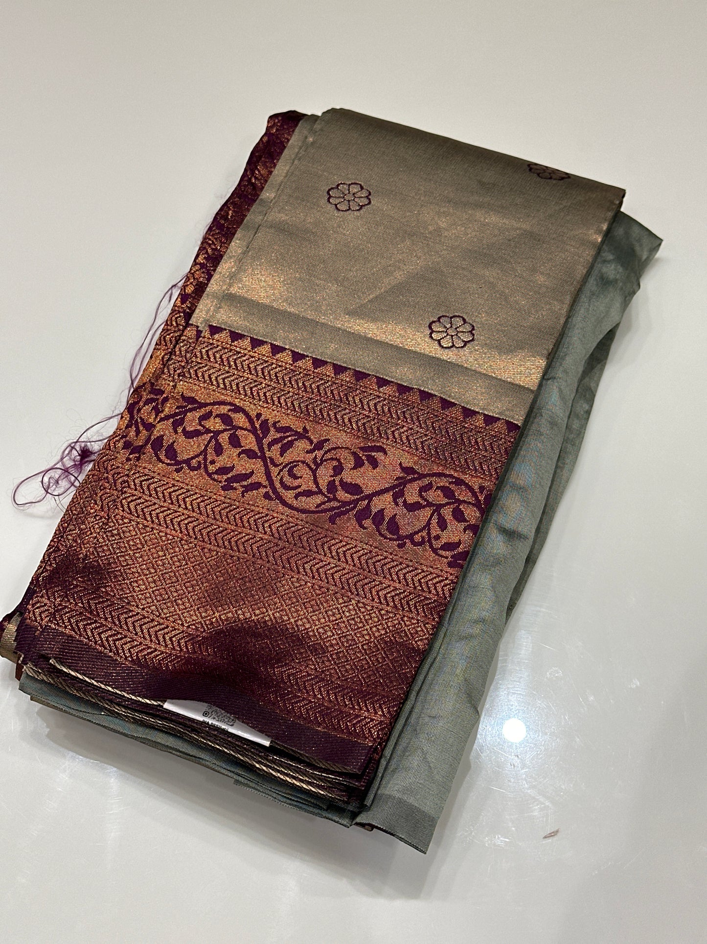 OFFER SALES SAREES - IHA 27182
