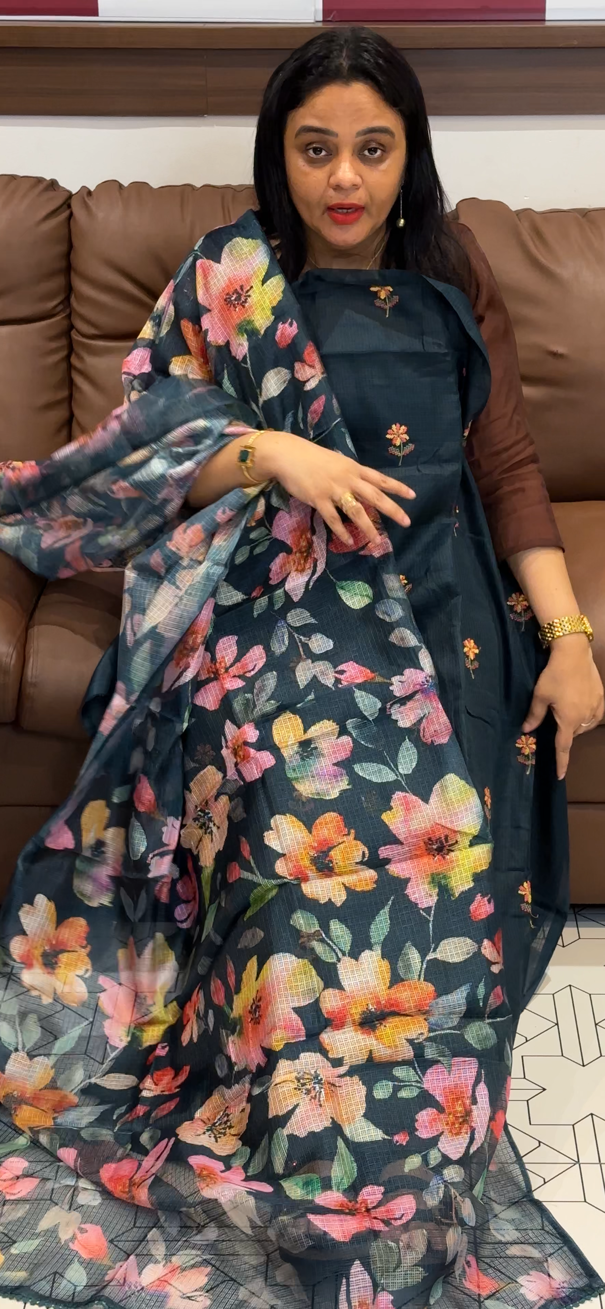 OFFER SALES  UNSTITCHED SALWAR SUITS - IHA 35557