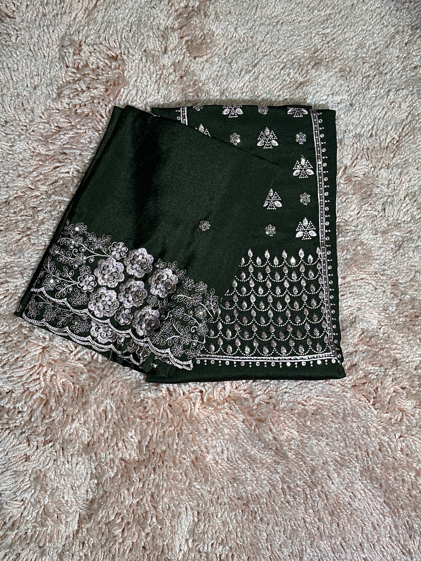 OFFER SALES UNSTITCHED SALWAR SUITS -  IHA 35143