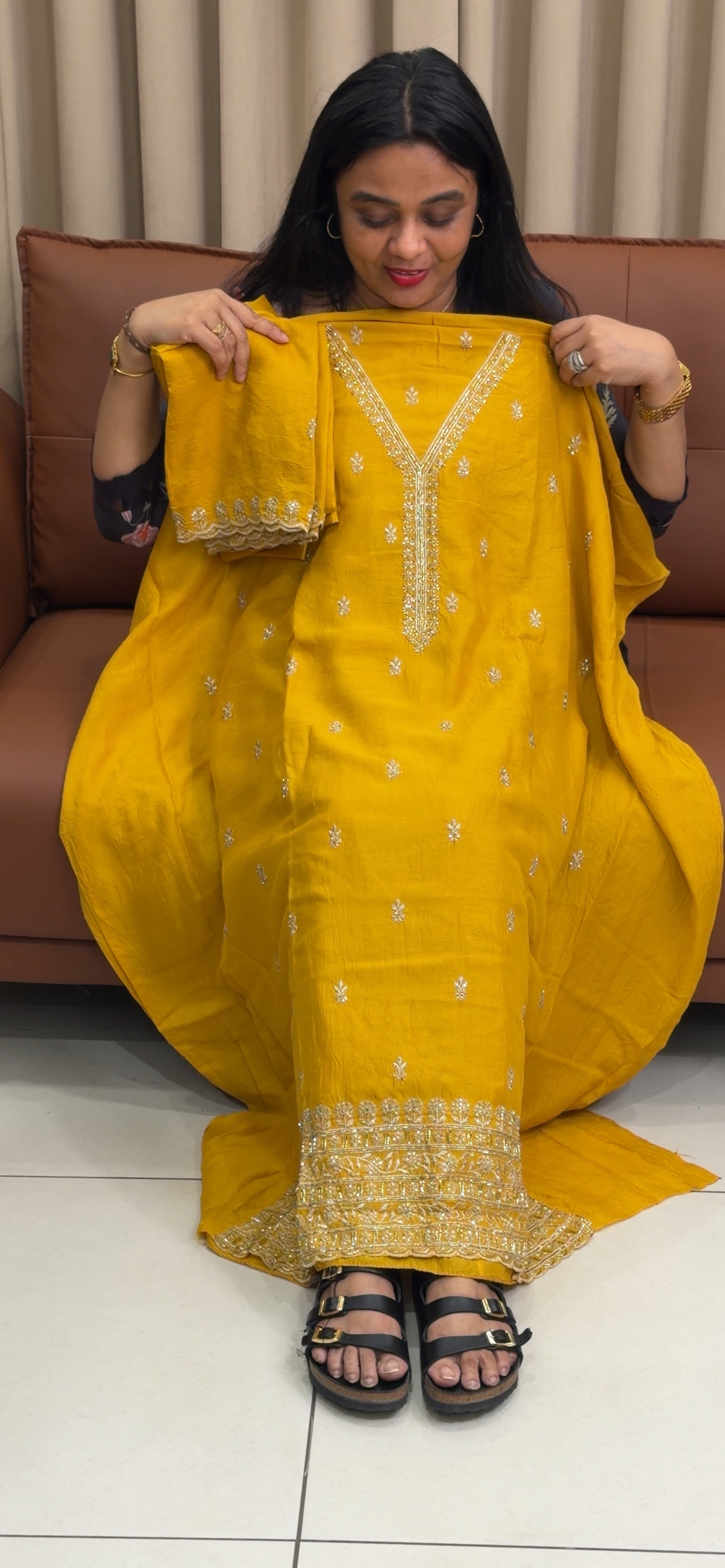 OFFER SALES  UNSTITCHED SALWAR SUITS - IHA 35282