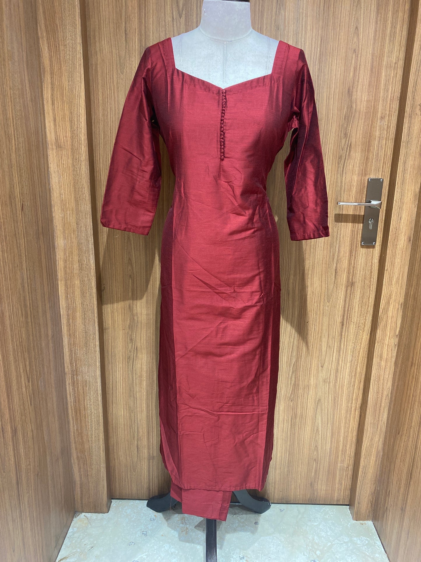 OFFER SALES TOP AND BOTTOM - IHA 27052