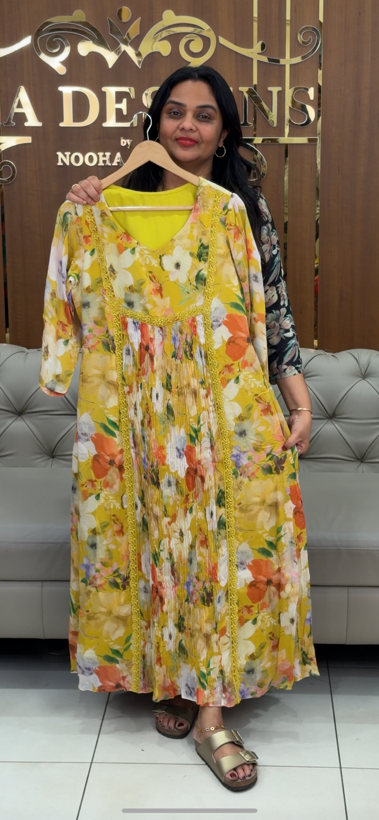 IHA'S IN-HOUSE ALINE TOPS - IHA 30565