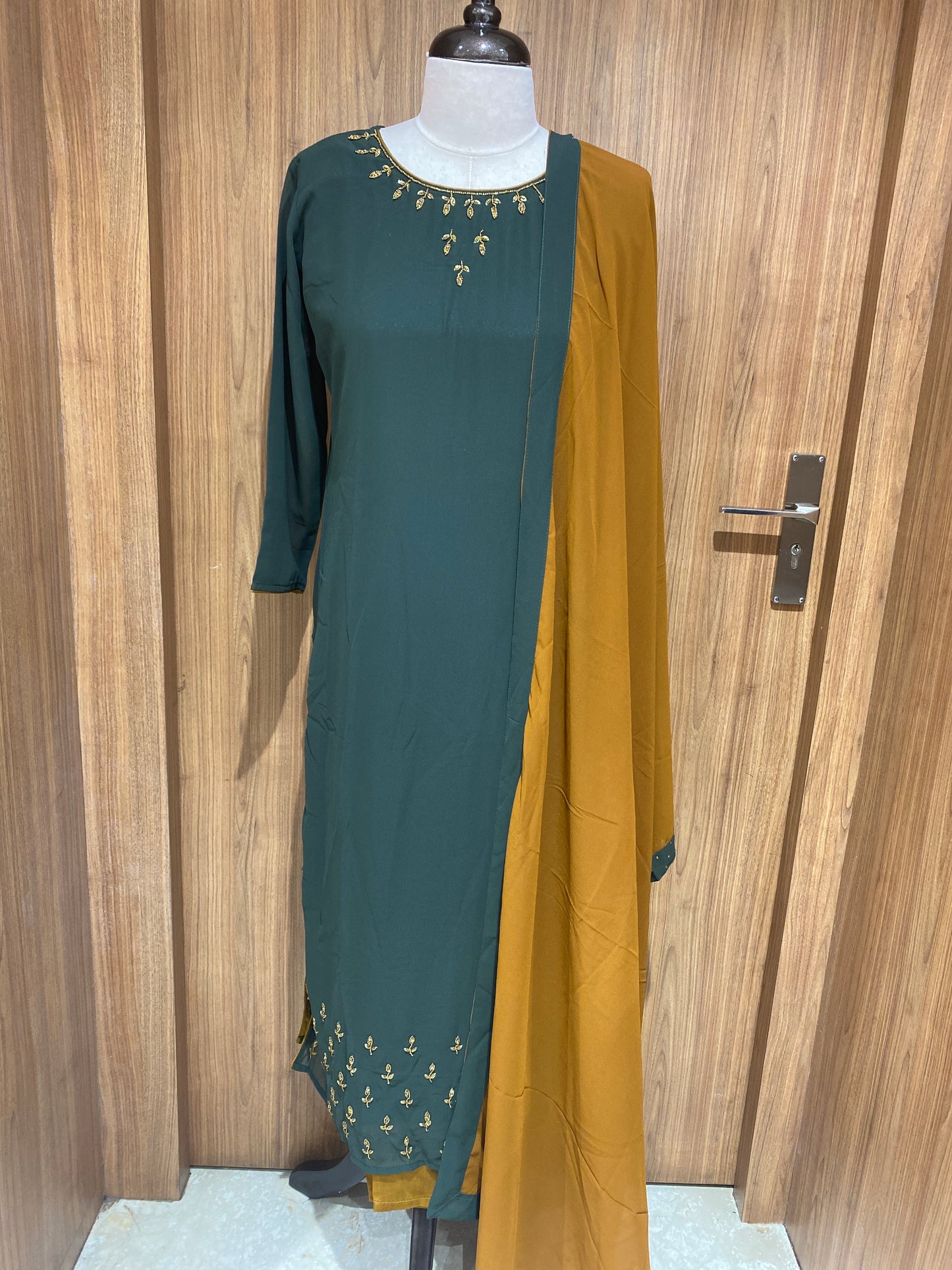 OFFER SALES TOP AND BOTTOM - IHA 27066