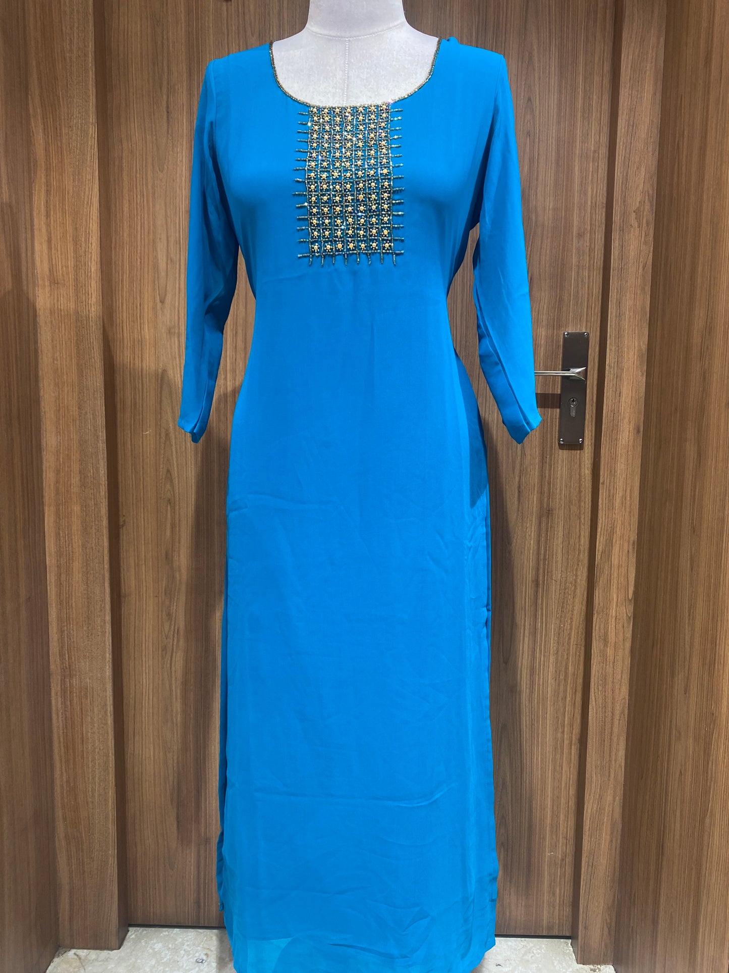 OFFER SALES TOPS COLLECTIONS - IHA 27006
