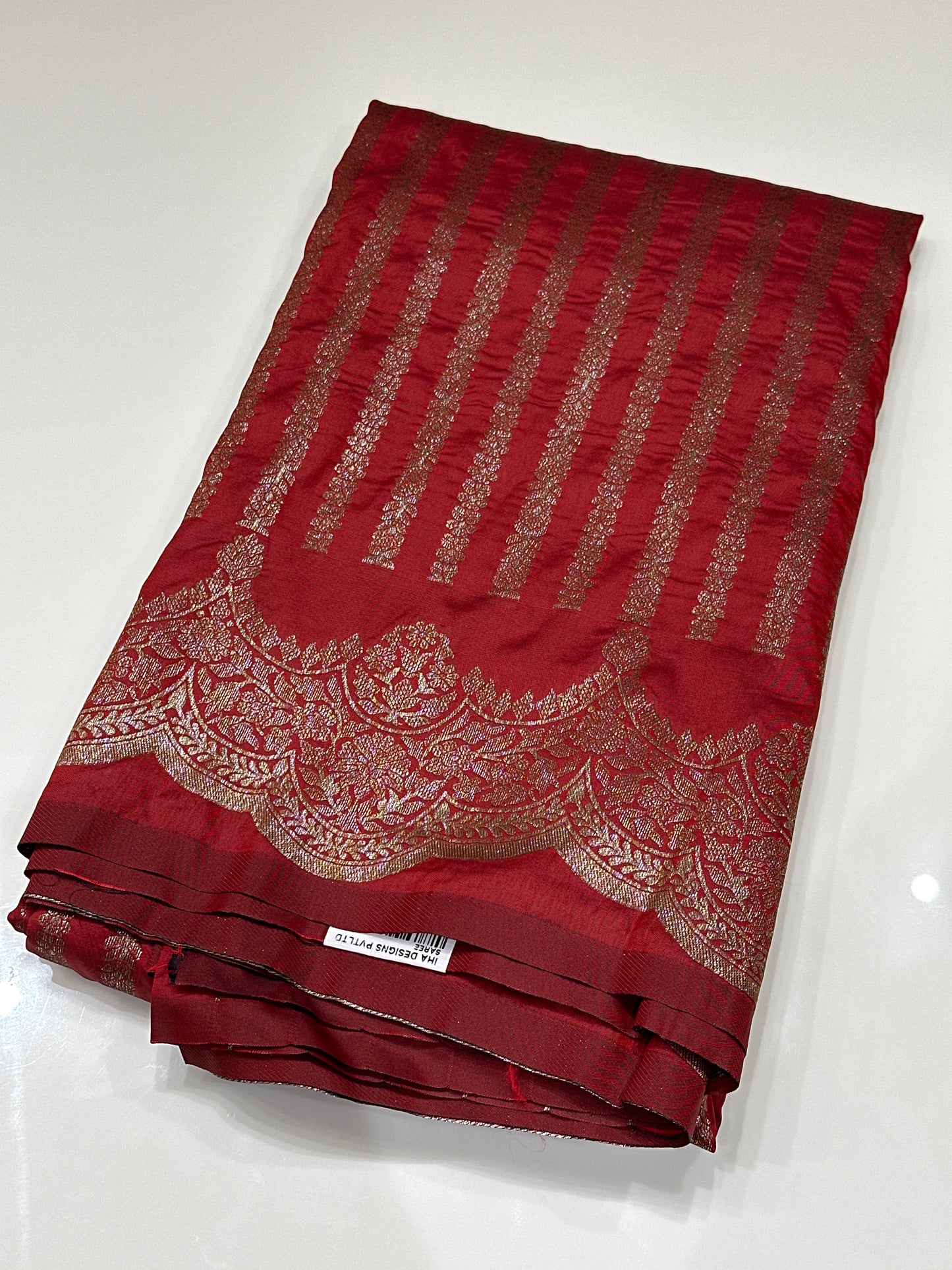OFFER SALES SAREES - IHA 27137