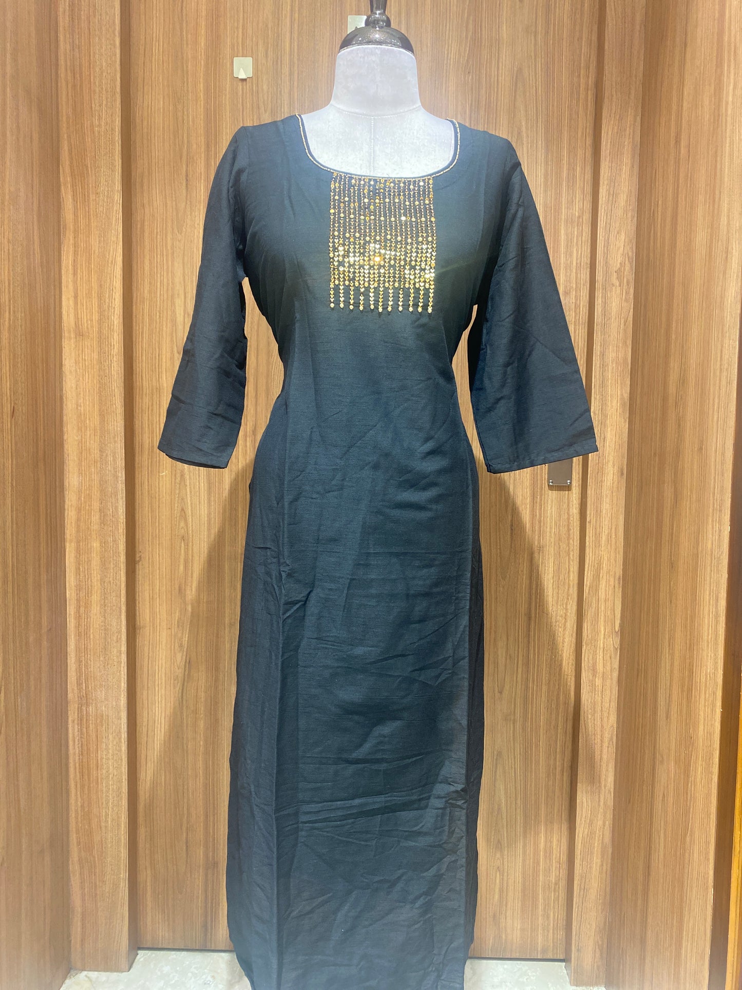 OFFER SALES TOPS COLLECTIONS - IHA 26995