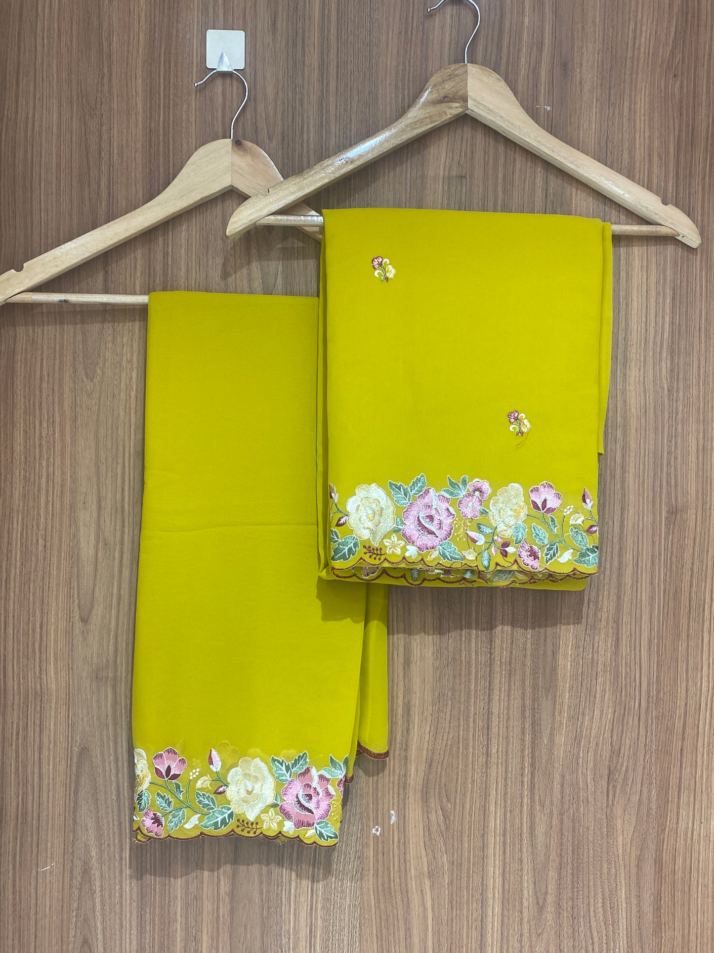 OFFER SALES UNSTITCHED SALWAR SUITS - IHA 26942