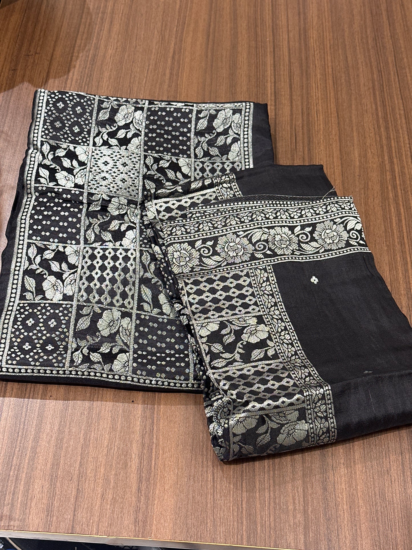 OFFER SALES UNSTITCHED SALWAR SUITS -  IHA 33866