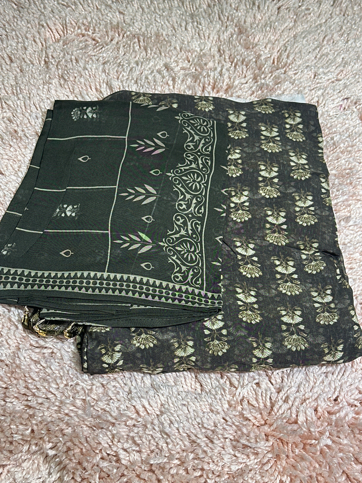 OFFER SALES UNSTITCHED SALWAR SUITS -  IHA 35311