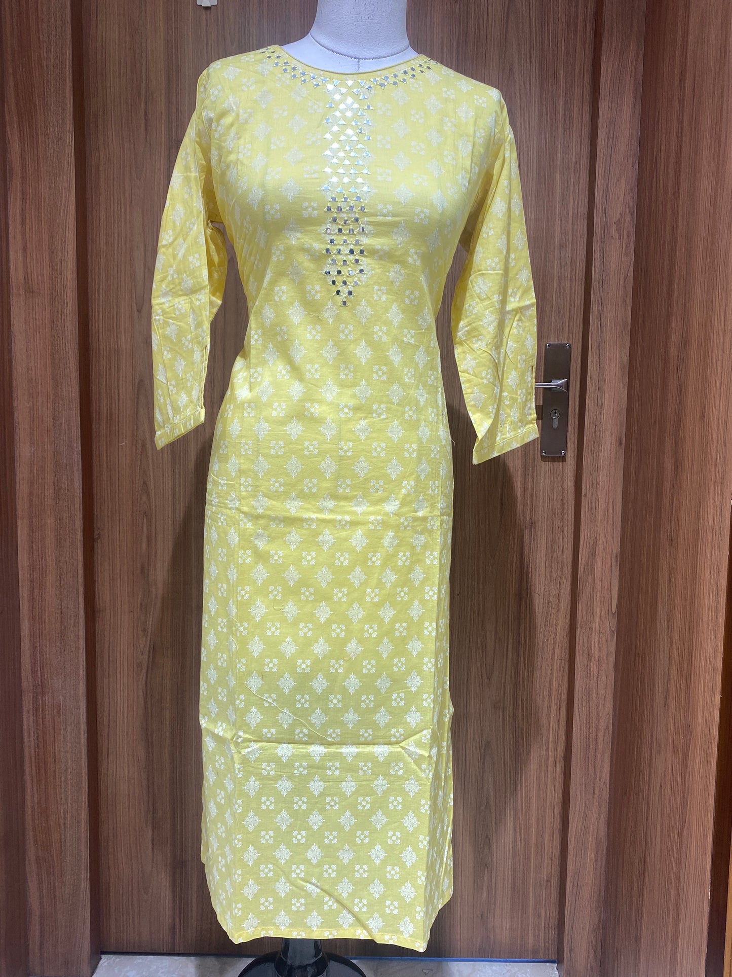 OFFER SALES TOPS COLLECTIONS - IHA 26995