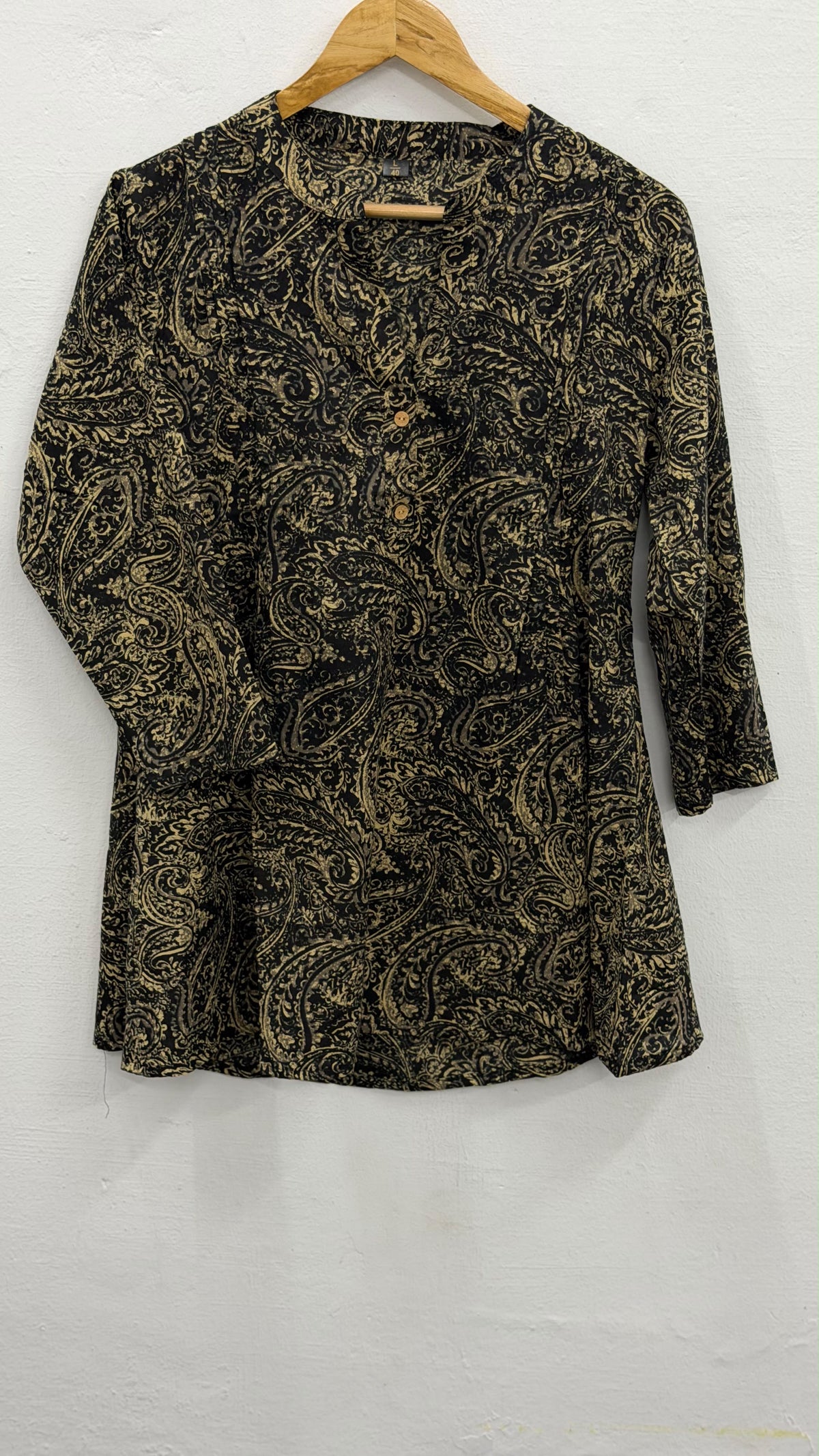 PRINTED SHORT TOPS - IHA 36043