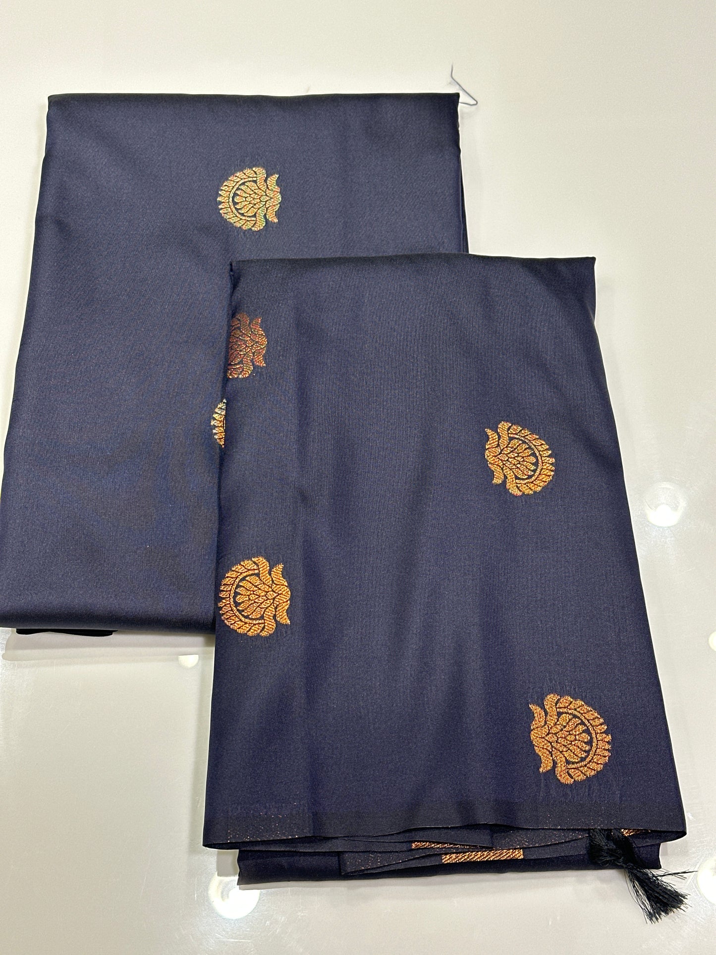 OFFER SALES UNSTITCHED SALWAR SUITS -  IHA 33486