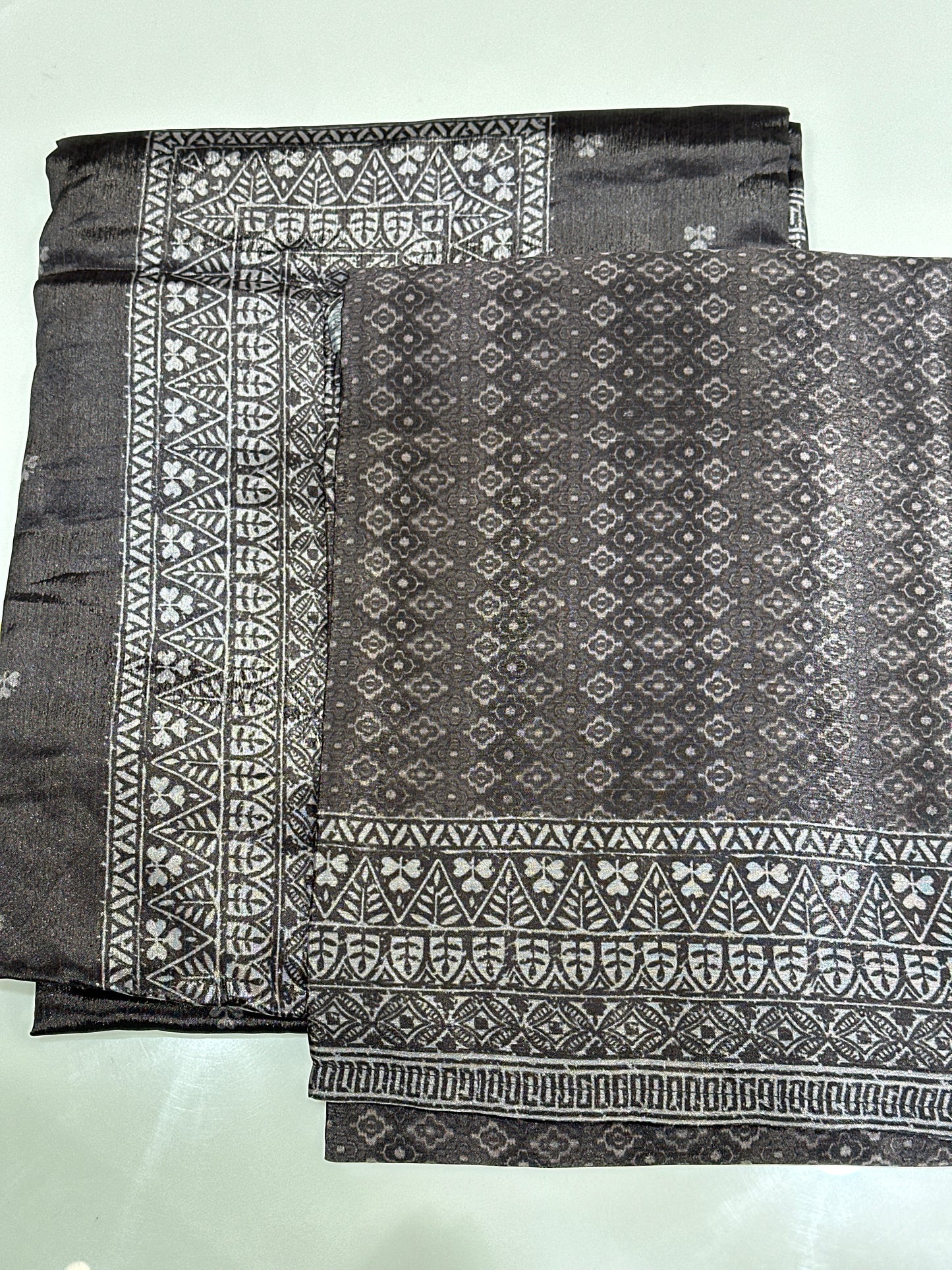 OFFER SALES UNSTITCHED SALWAR SUITS -  IHA 33697