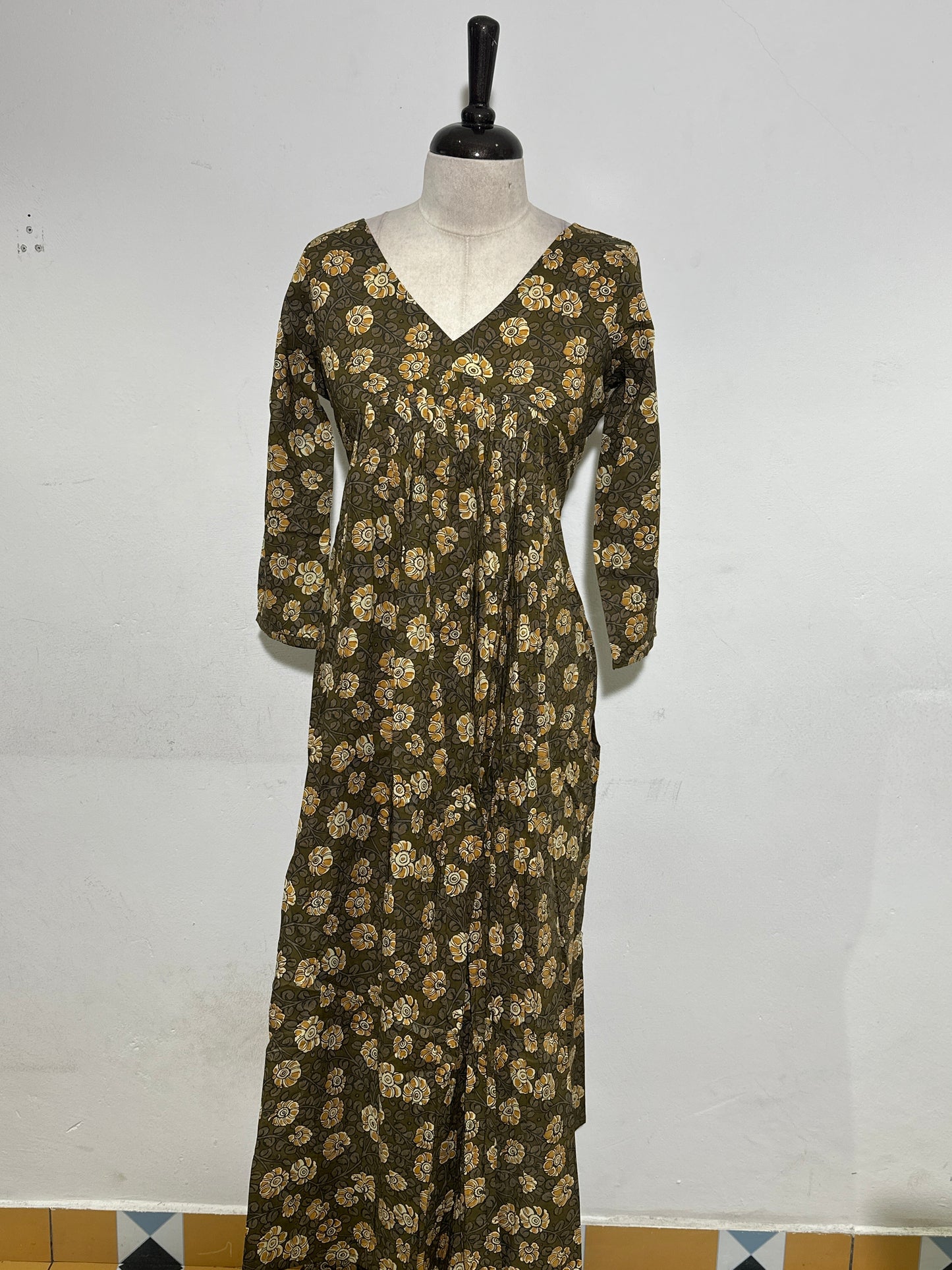 OFFER SALES TOP AND BOTTOM  -  IHA 34262