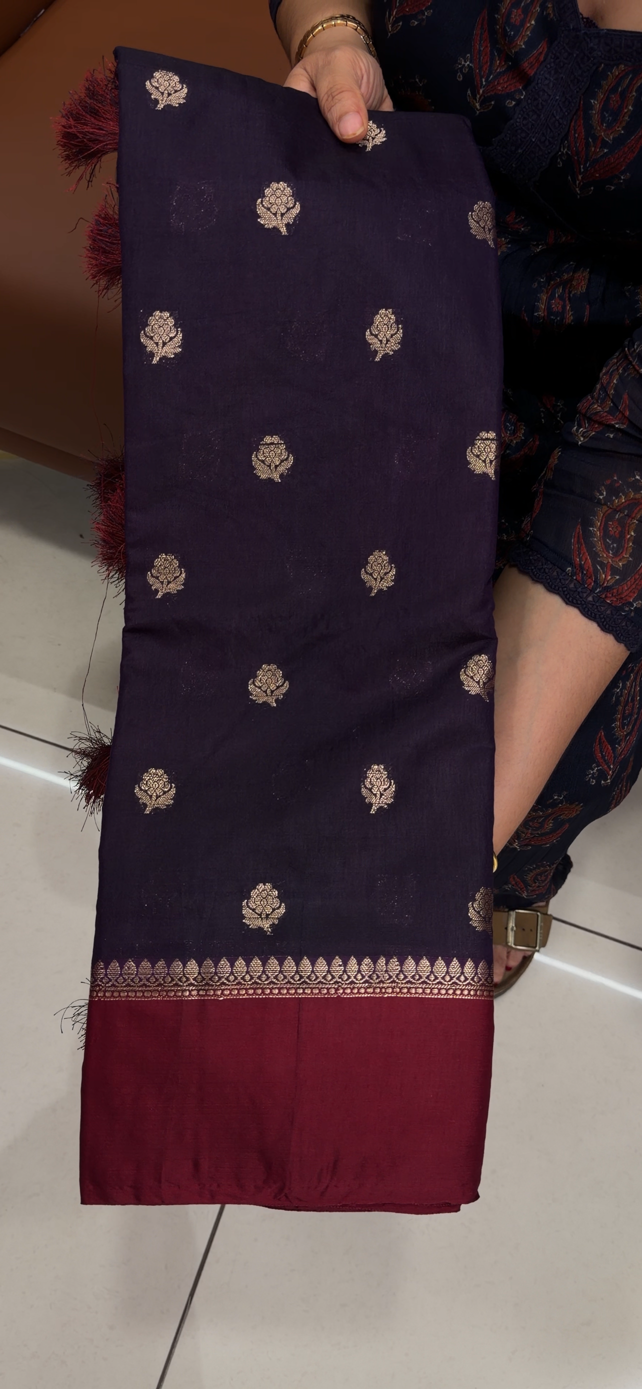 SEMI BANARASI SAREES -  IHA 33574