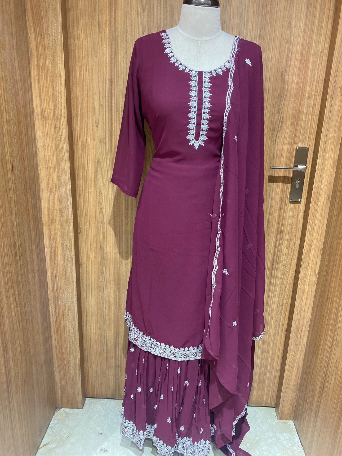 OFFER SALES TOP AND BOTTOM - IHA 27066