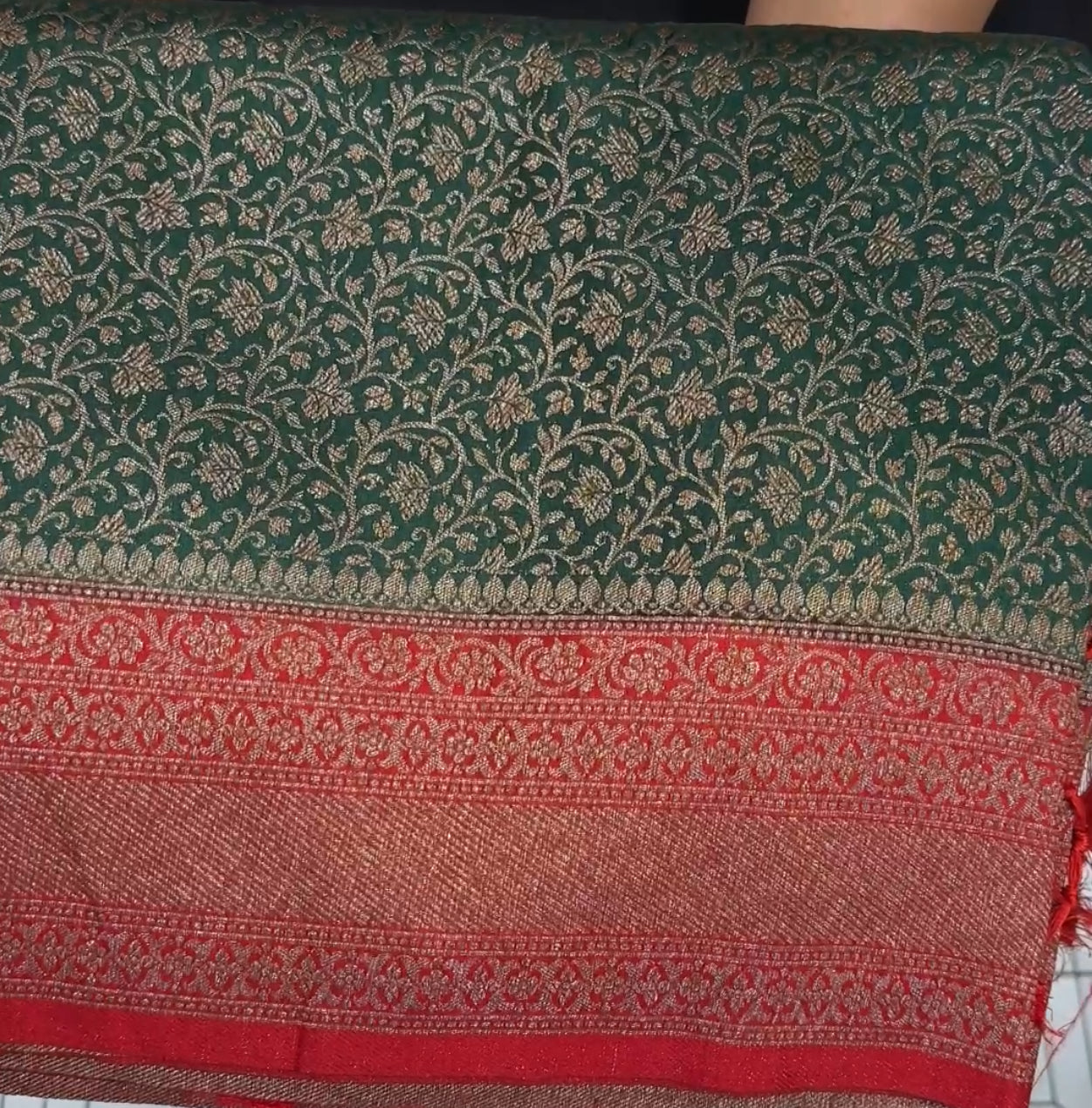 SEMI KATAN SAREE - IHA 17831