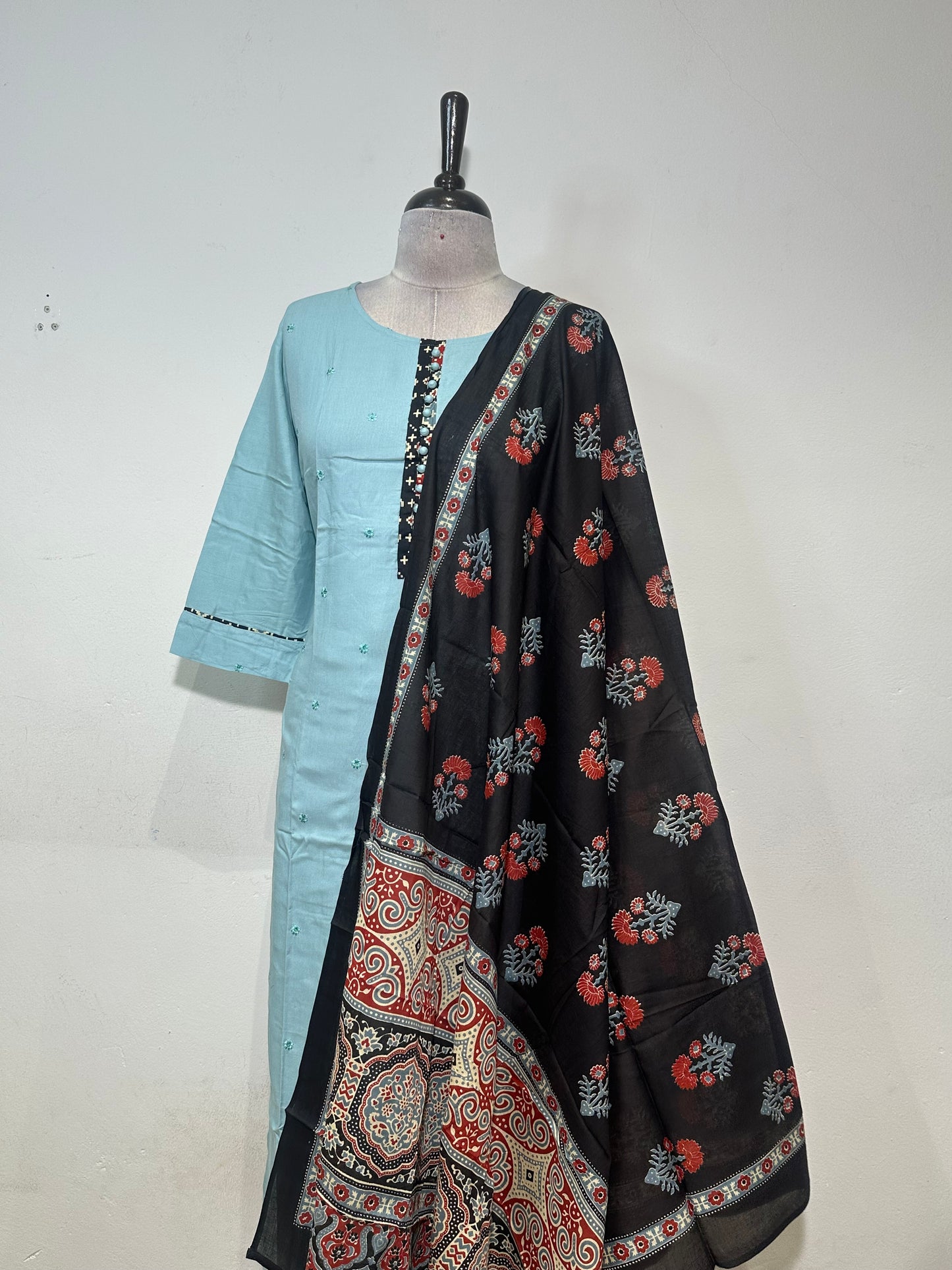 OFFER SALES TOP AND  BOTTOM  -  IHA 34572