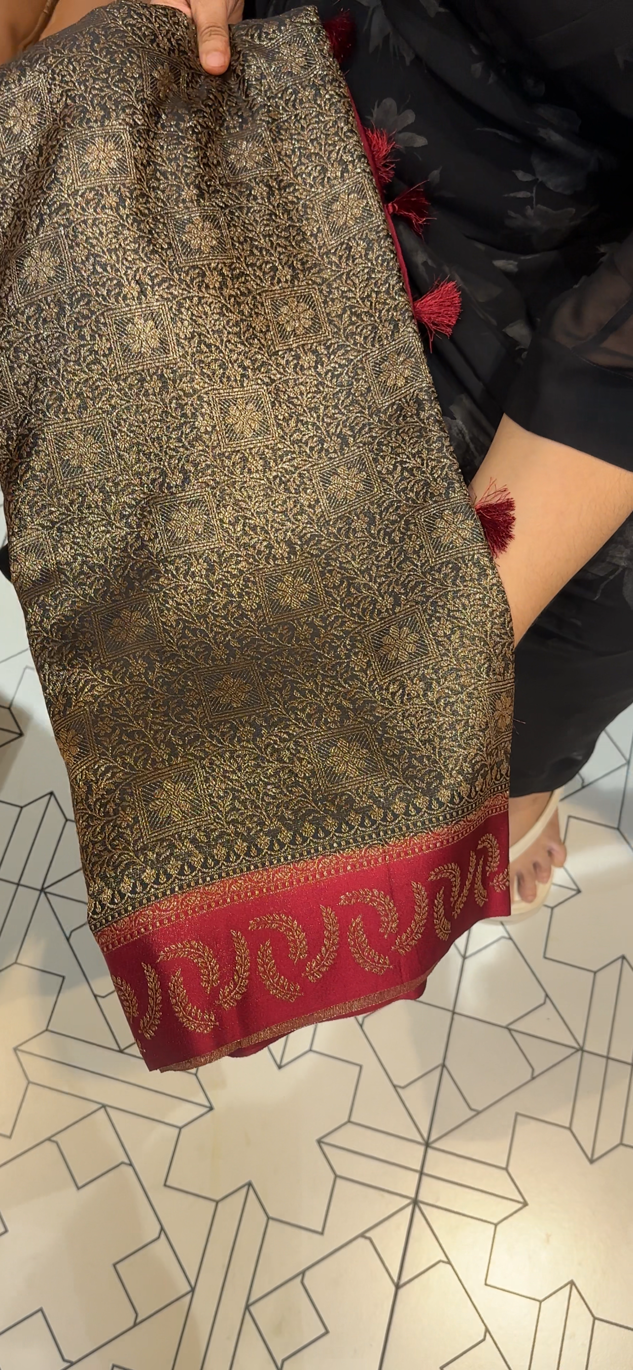KATAN BANARASI SAREES - IHA 35063