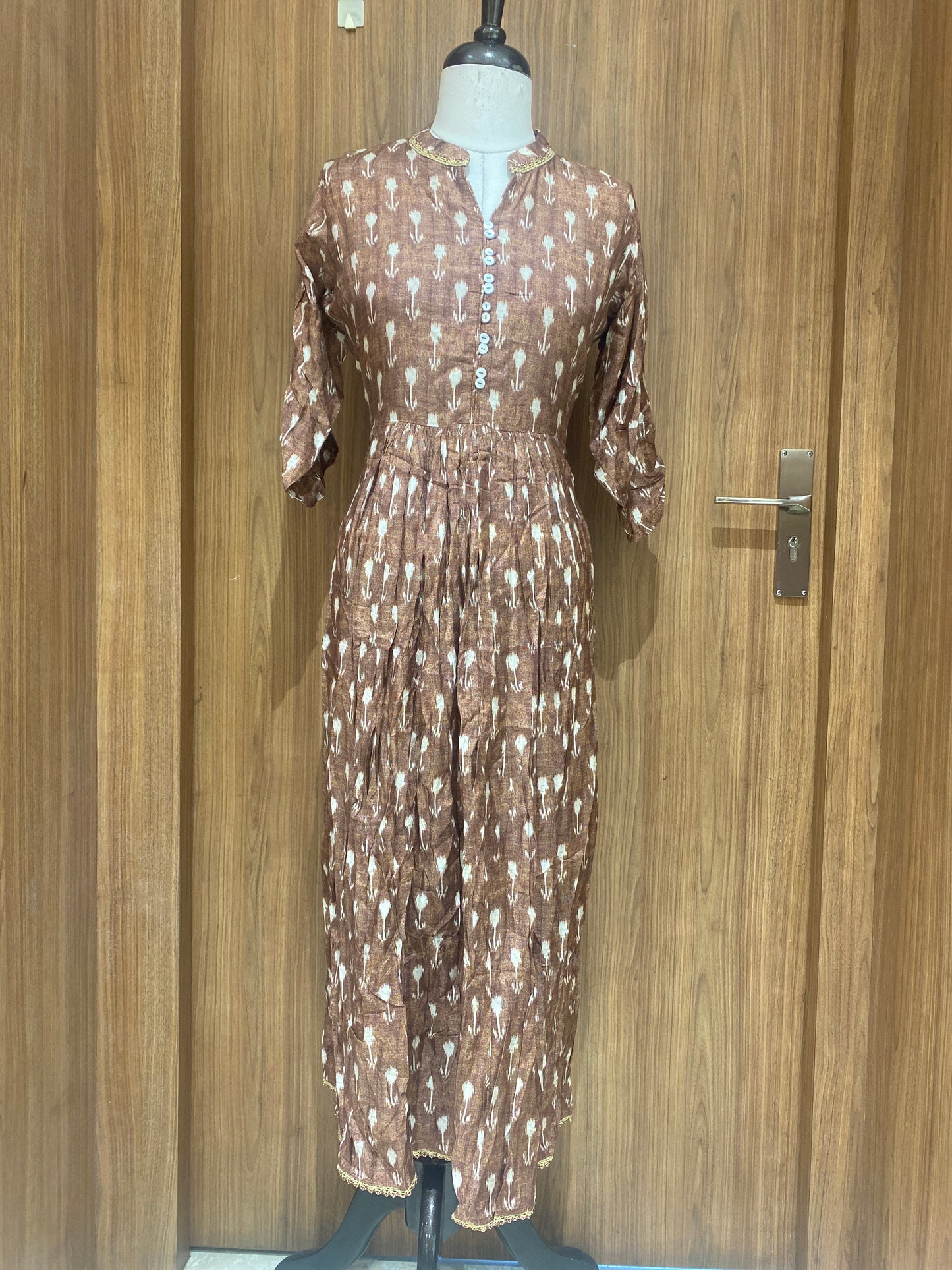 OFFER SALES TOPS COLLECTIONS - IHA 26995