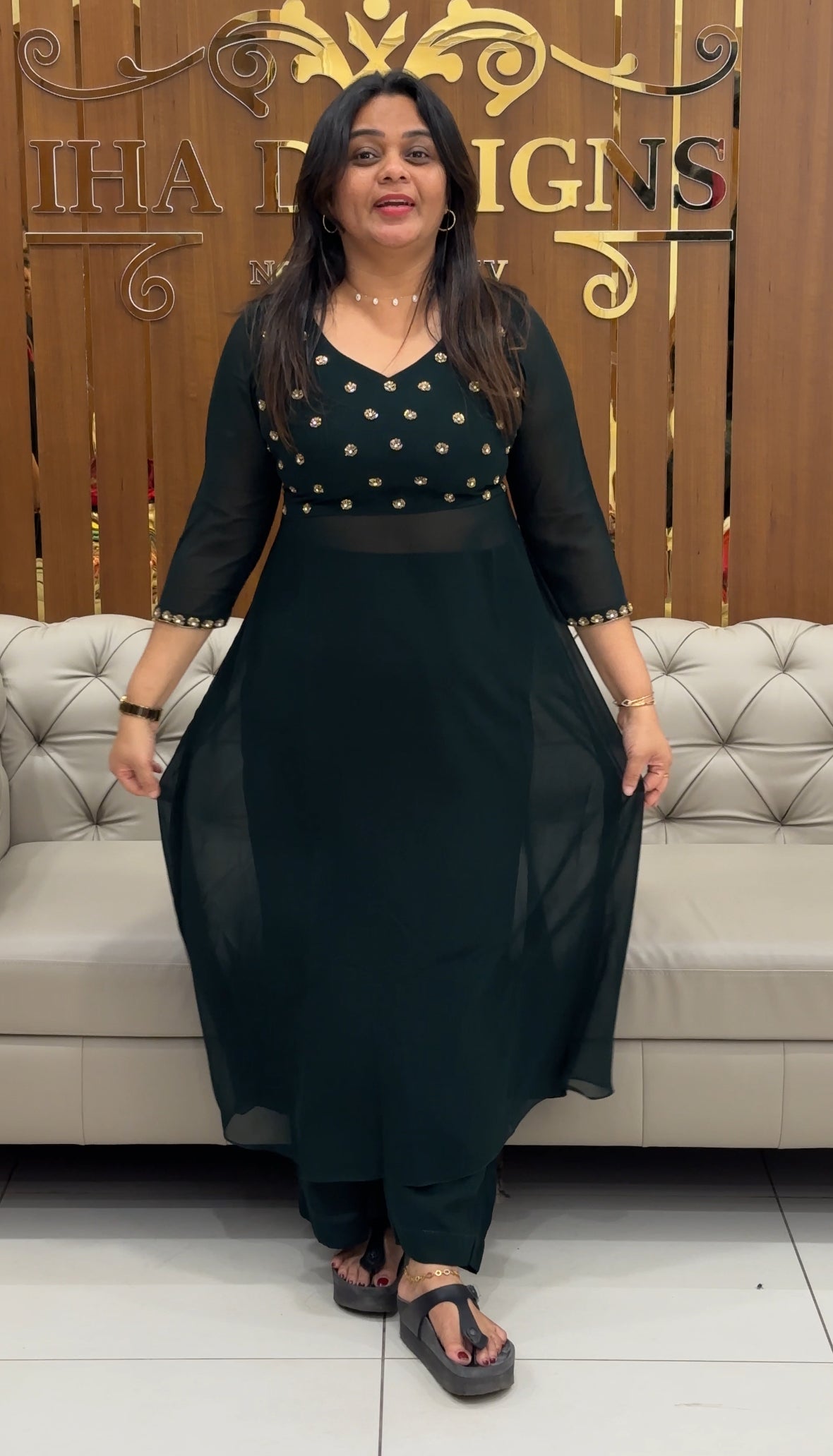 IHA'S IN-HOUSE TOP AND BOTTOM  - IHA 28378