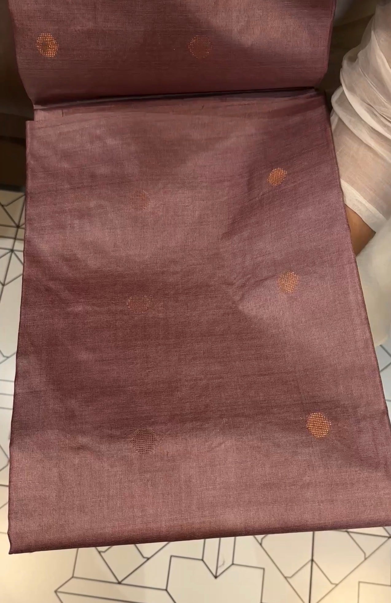 HANDLOOM TUSSUR SILK SAREES - IHA 31571