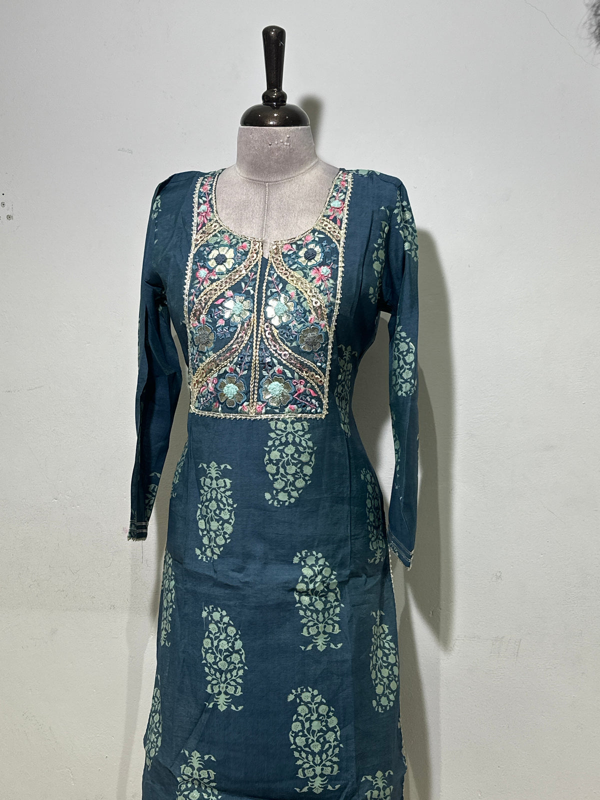 OFFER SALES TOP AND  BOTTOM  -  IHA 35694