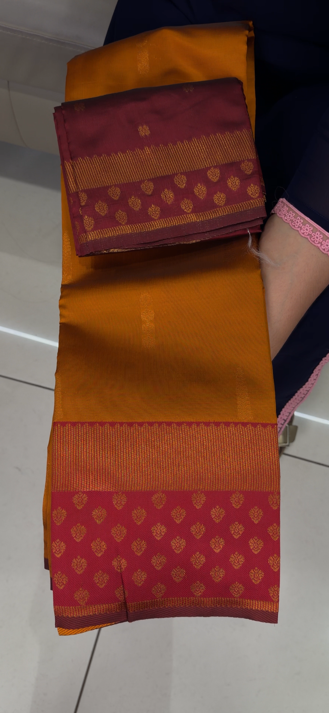 SEMI SILK DHAVANI MATERIAL - IHA 32197