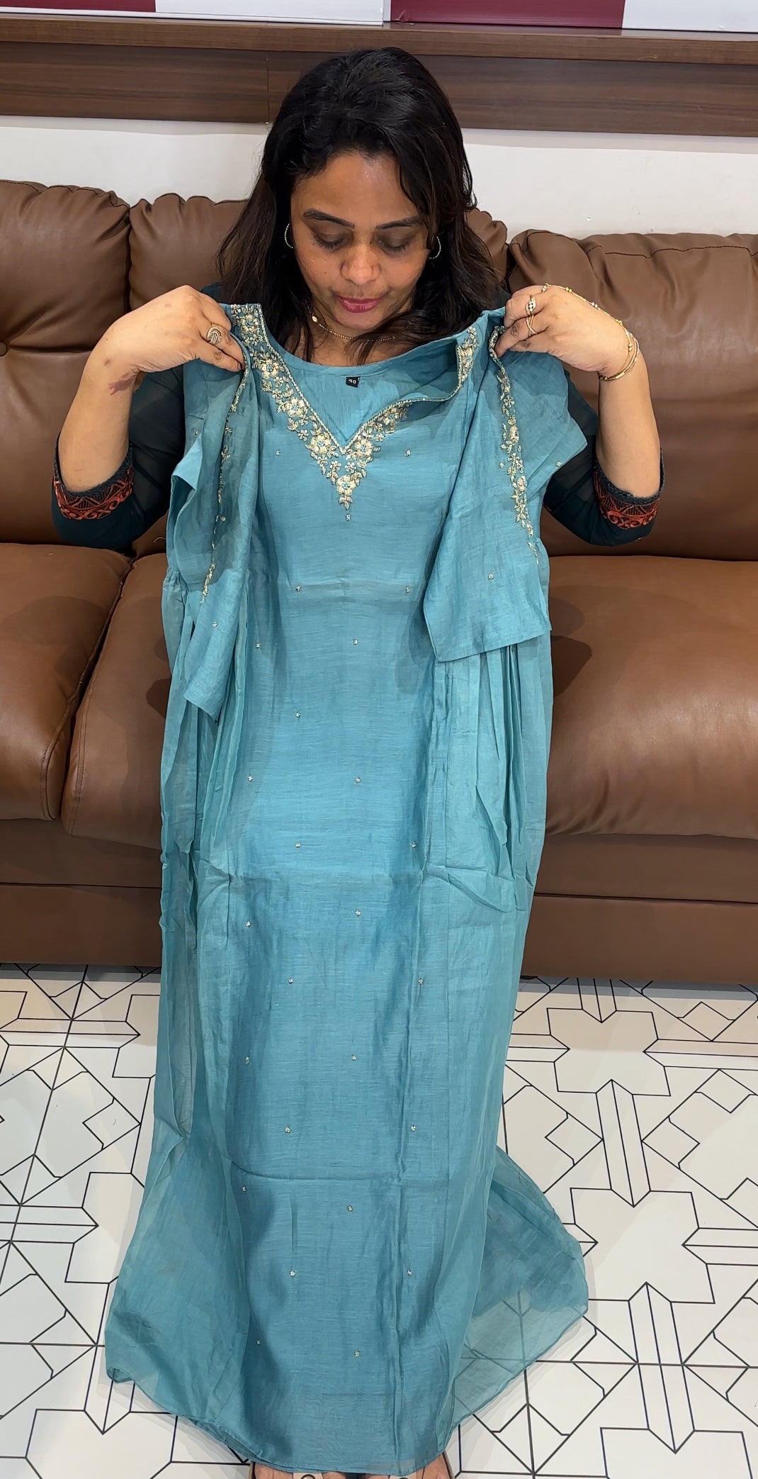 MALAI CHANDERI LONG TOPS - IHA 26302