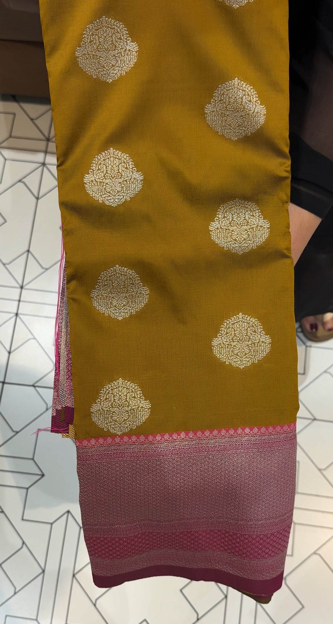 SEMI KATAN SAREES - IHA 26339