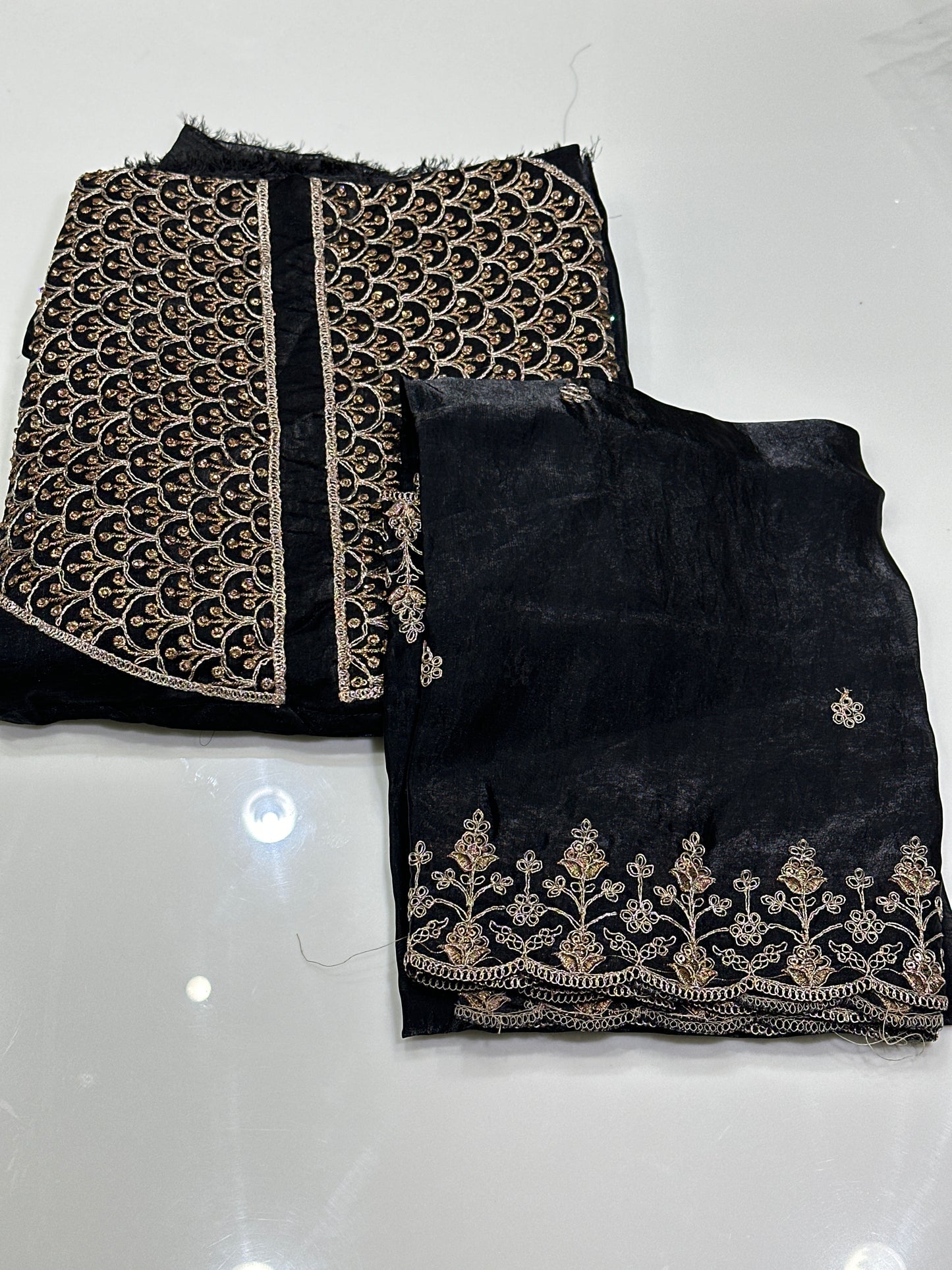 OFFER SALES UNSTITCHED SALWAR SUITS -  IHA 33486