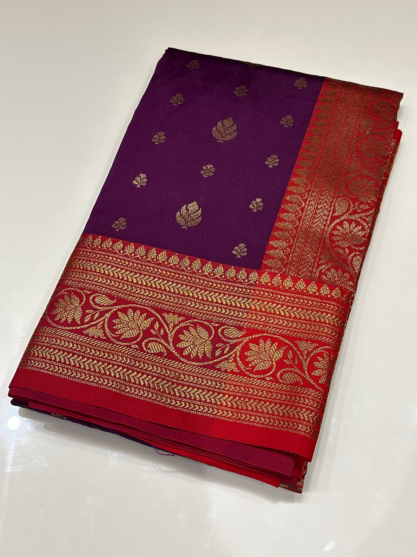 OFFER SALES SAREES - IHA 27137