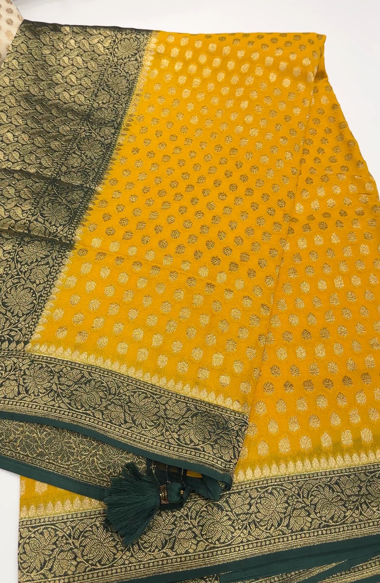 KHADDI BANARASI SAREES - IHA 17211