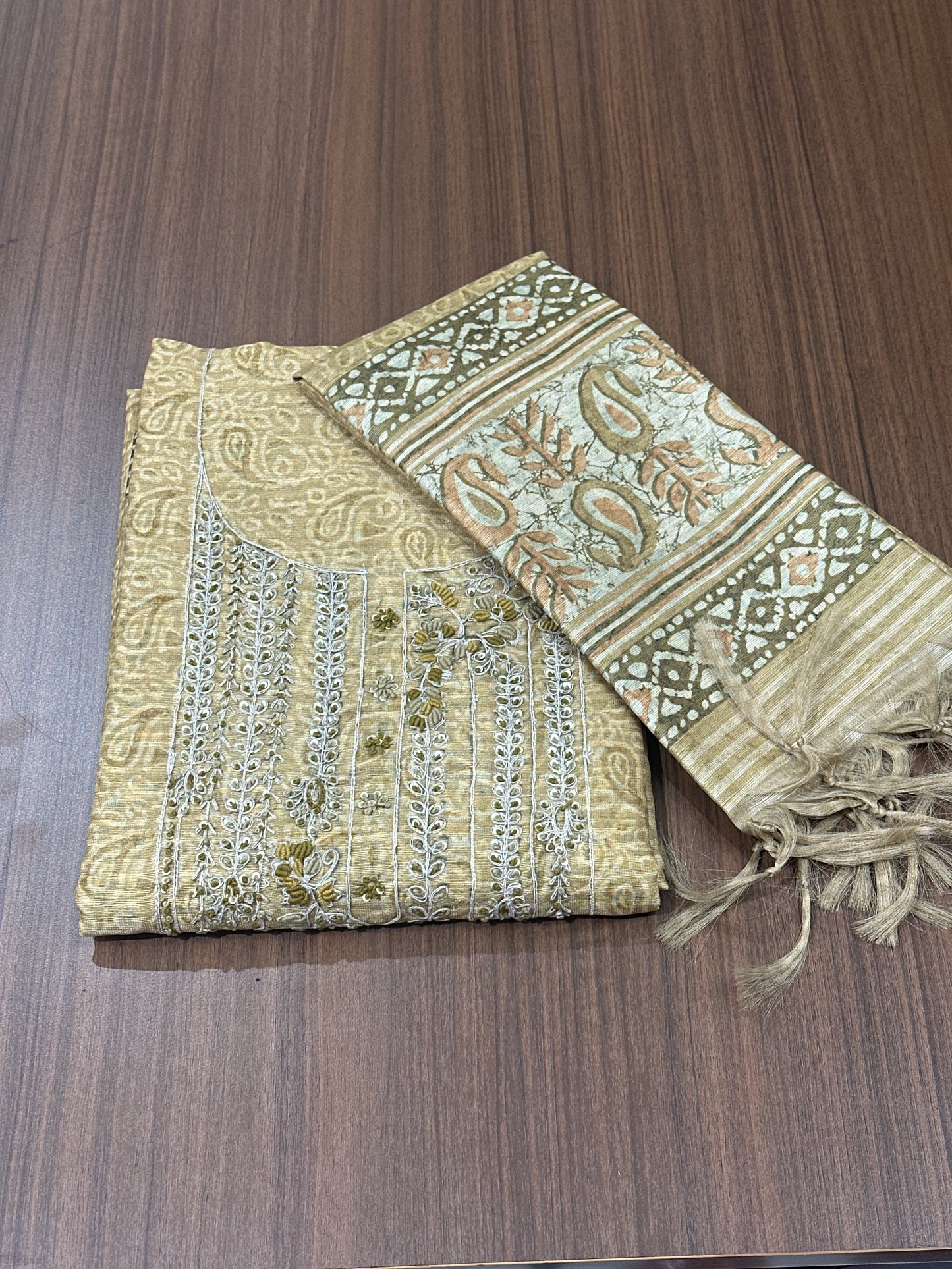 OFFER SALES UNSTITCHED SALWAR SUITS -  IHA 33799