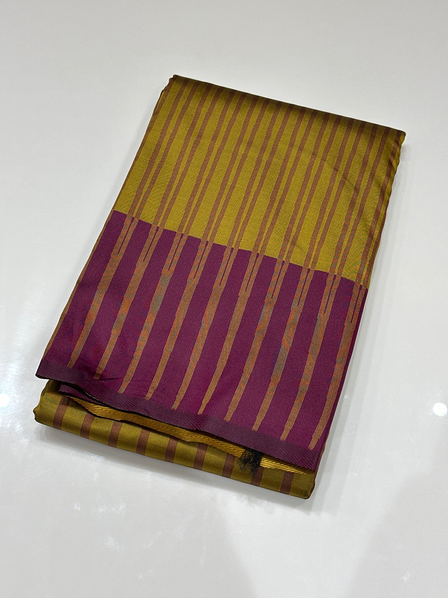 OFFER SALES SAREES - IHA 27137