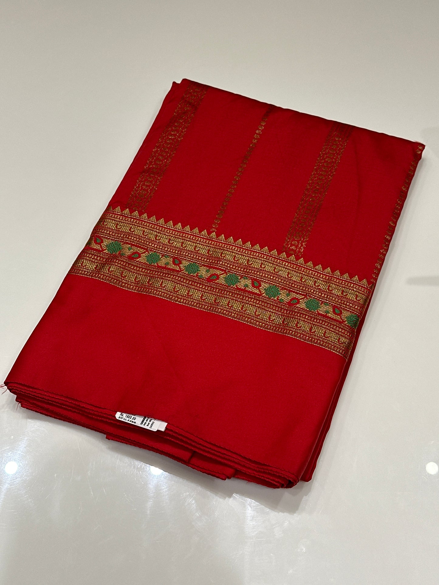 OFFER SALES SAREES - IHA 27137